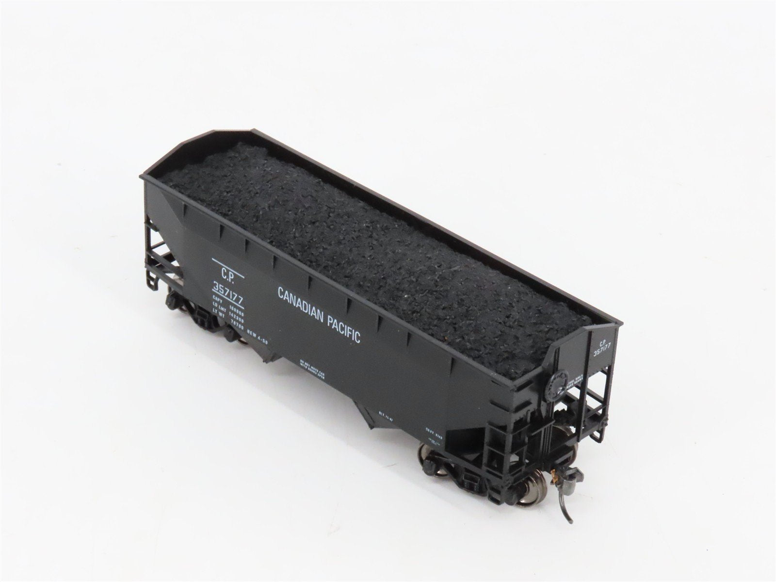 HO Scale Athearn CP Canadian Pacific 2-Bay Open Hopper #357177 w/Load