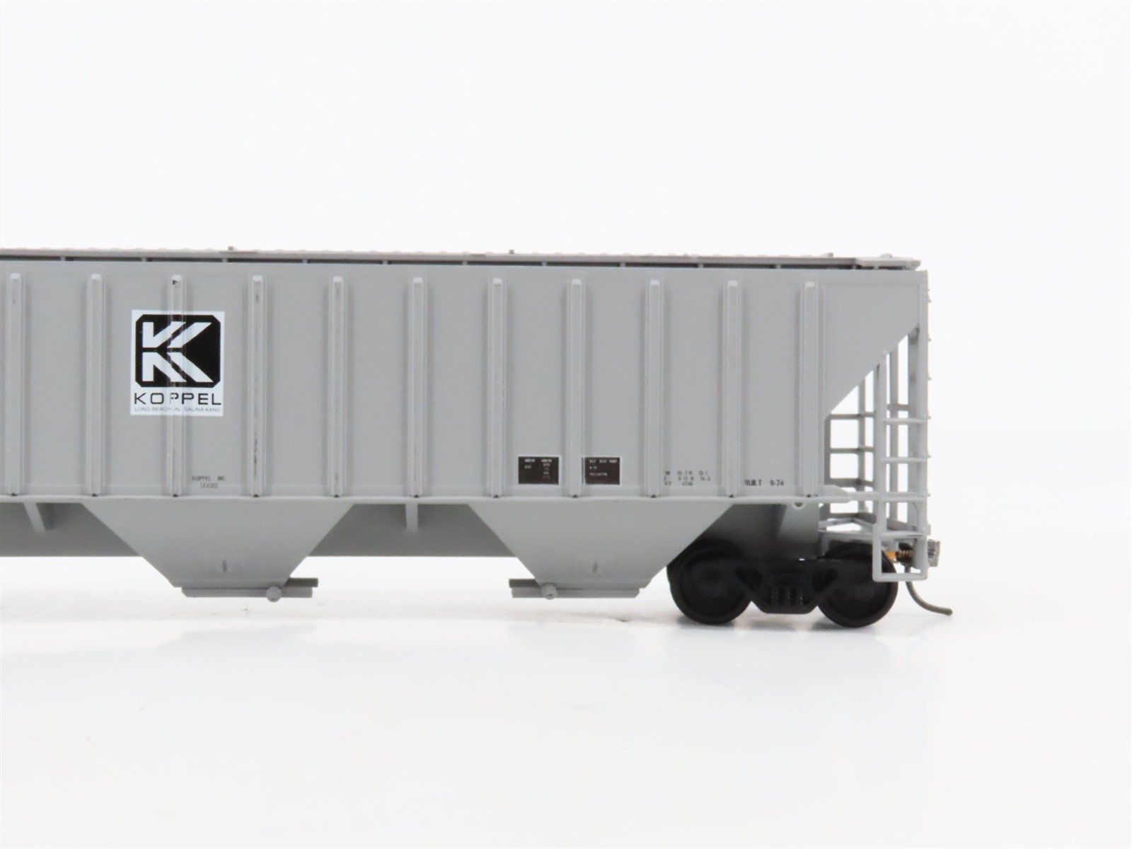 HO Scale Athearn 6139 NAHX Koppel 54' PS 54' 3-Bay Covered Hopper #46881