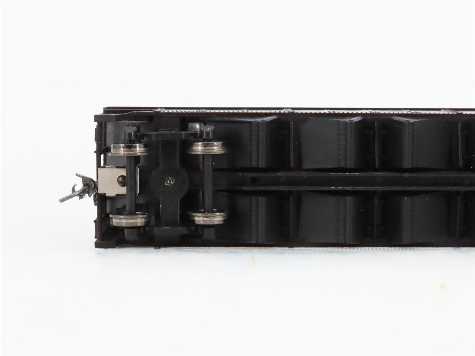 HO Scale Athearn N&W Norfolk & Western 4-Bay Open Hopper #12988 w/Coal Load