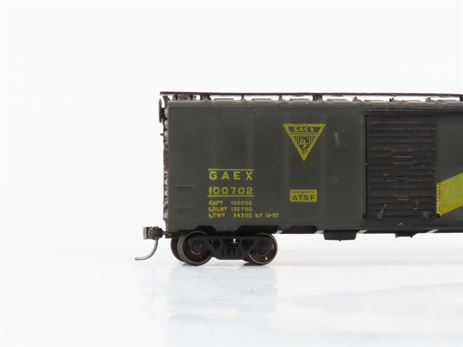 HO Scale Athearn GAEX Leasing 40' Boxcar #100702