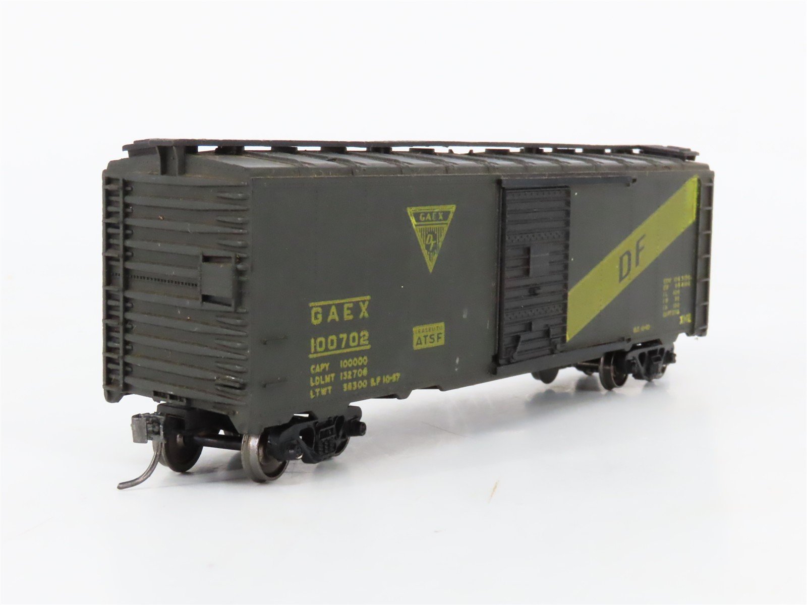 HO Scale Athearn GAEX Leasing 40' Boxcar #100702