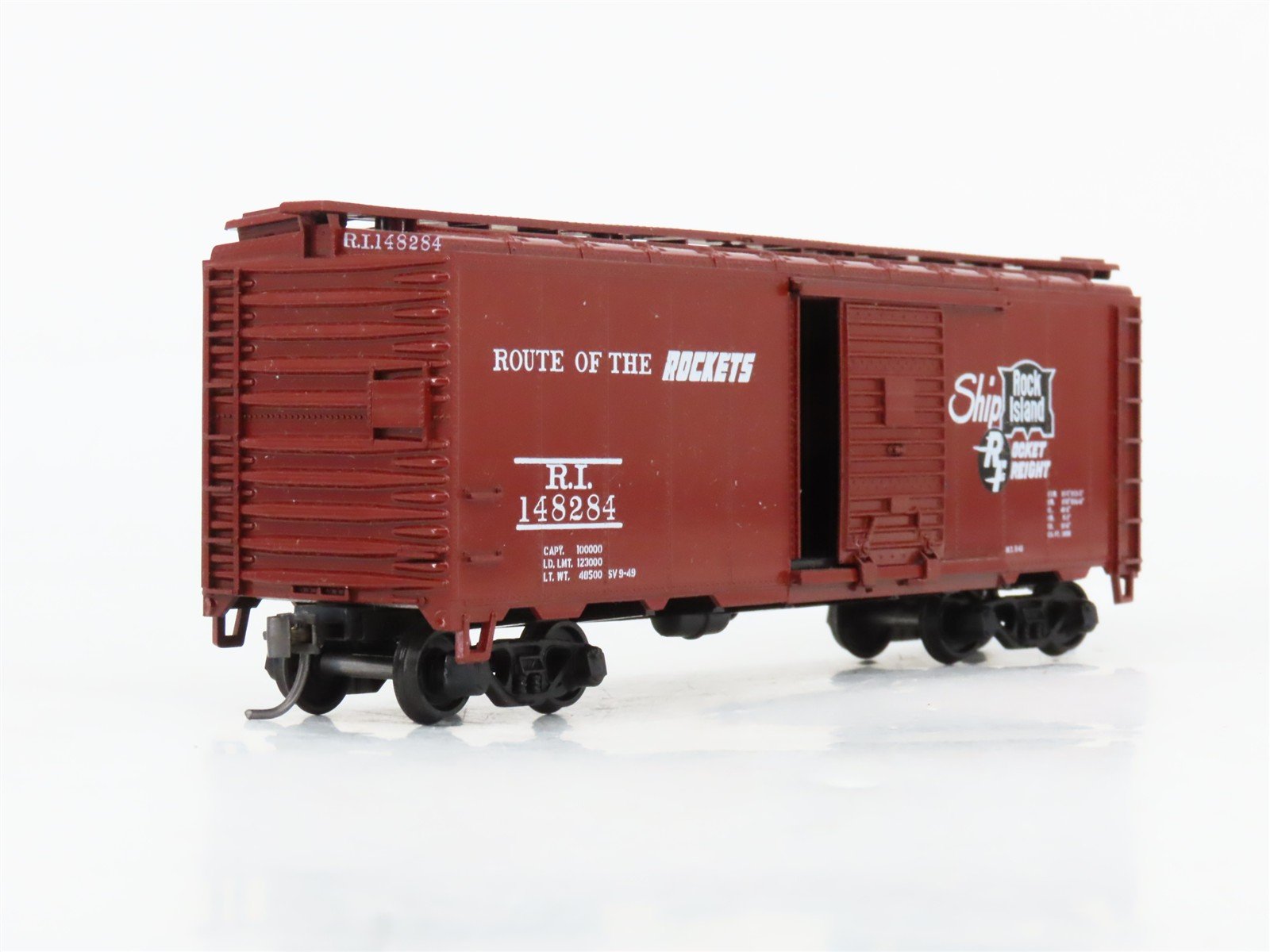 HO Scale Athearn RI Rock Island 40' Boxcar #148284 Pro Custom