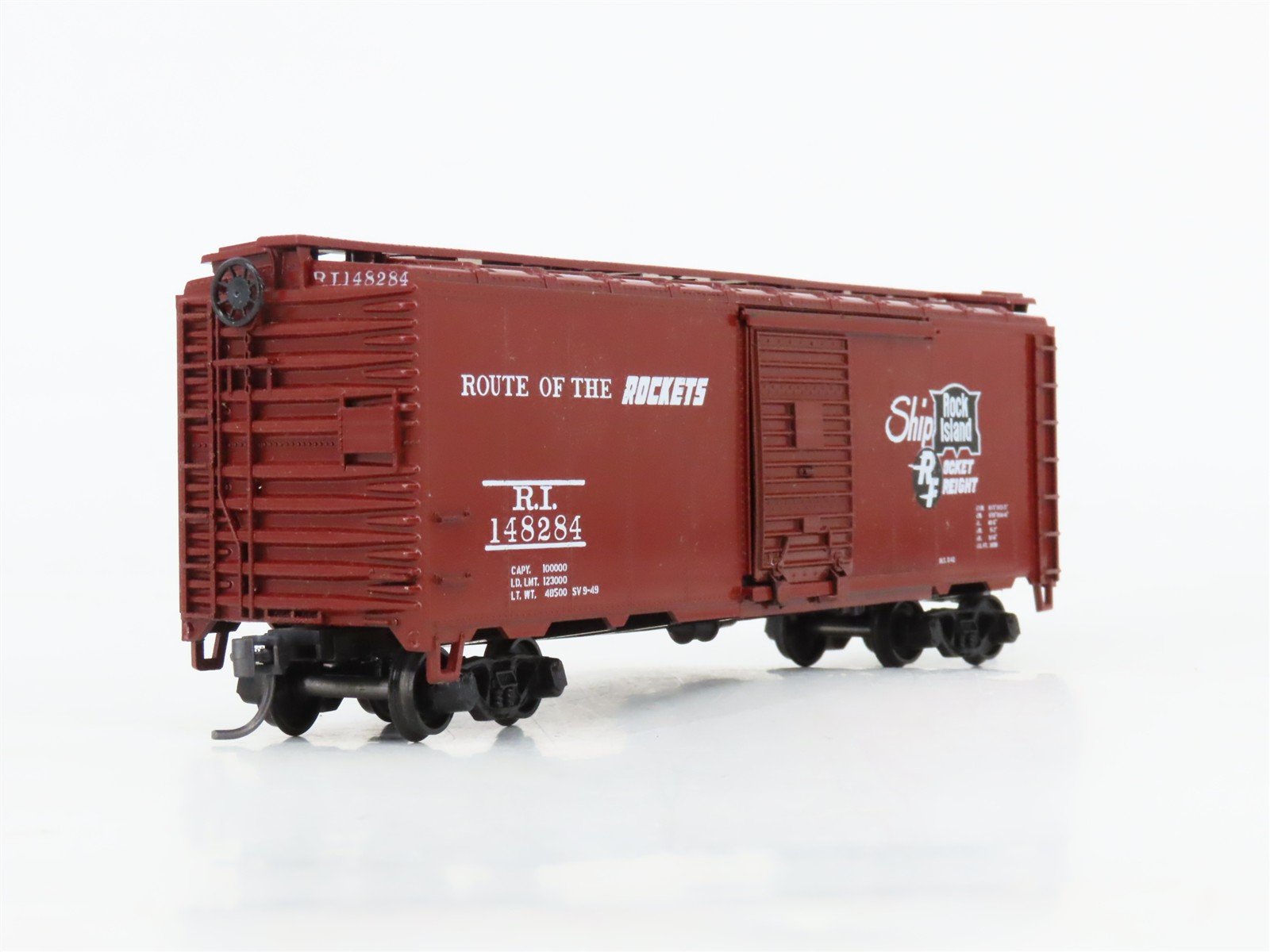 HO Scale Athearn RI Rock Island 40' Boxcar #148284 Pro Custom