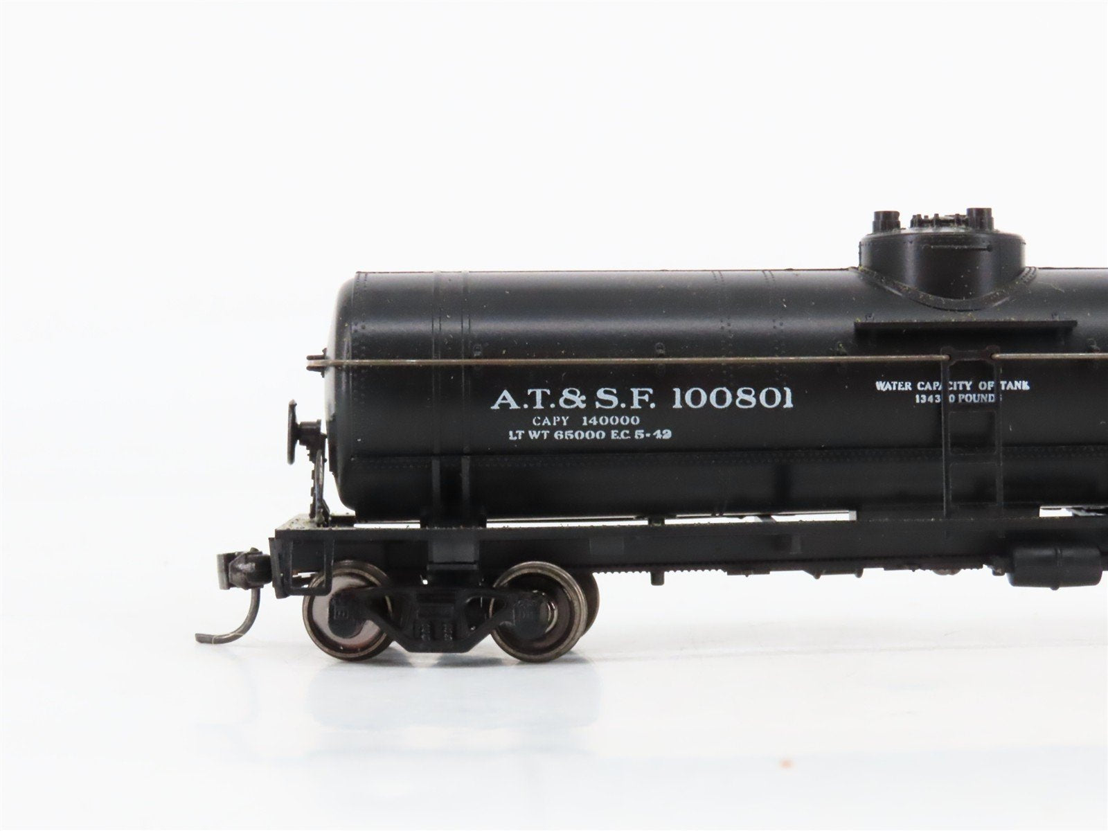 HO Scale Athearn 1574 ATSF Santa Fe Single Dome Tankcar #100801