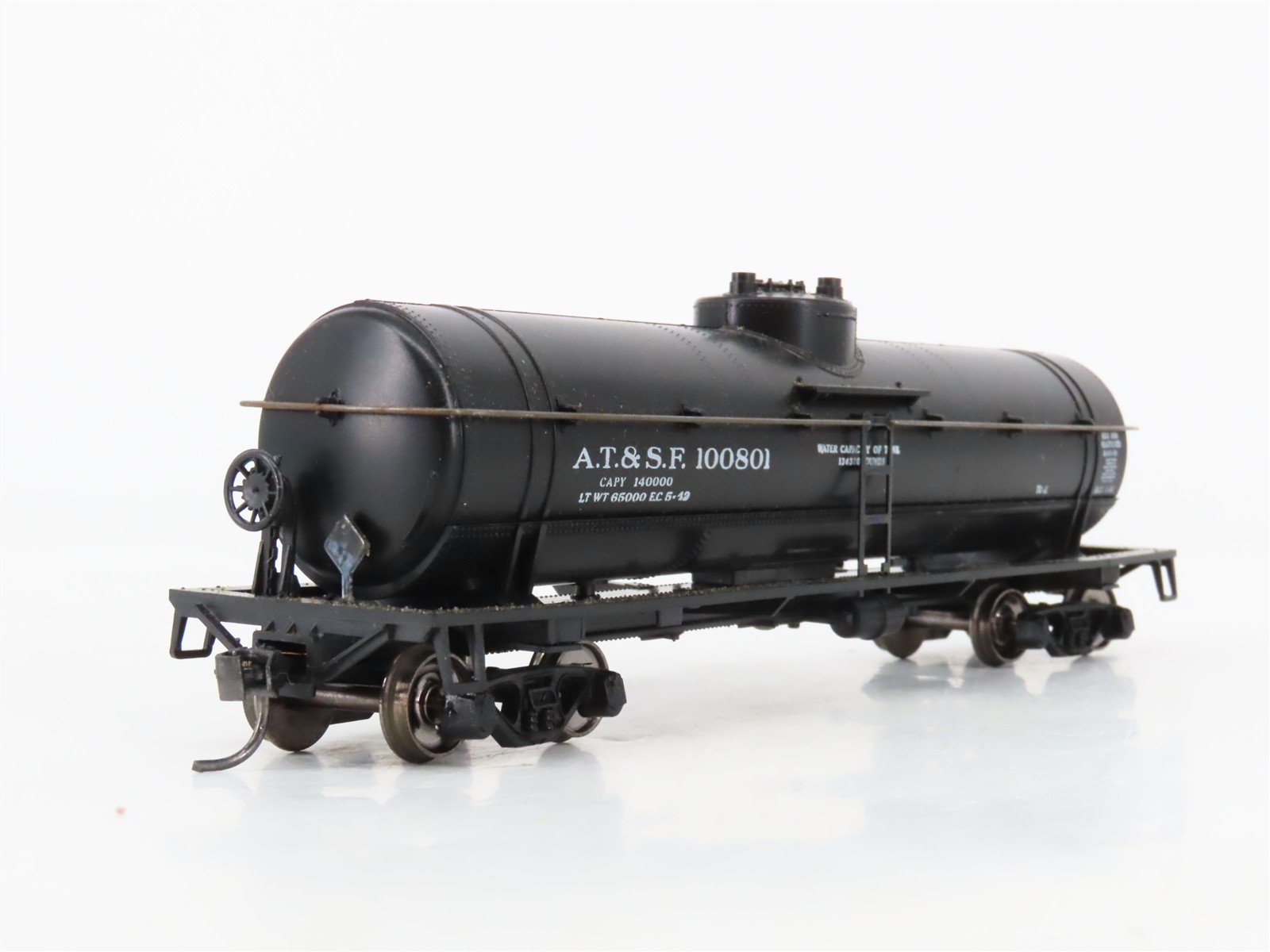 HO Scale Athearn 1574 ATSF Santa Fe Single Dome Tankcar #100801