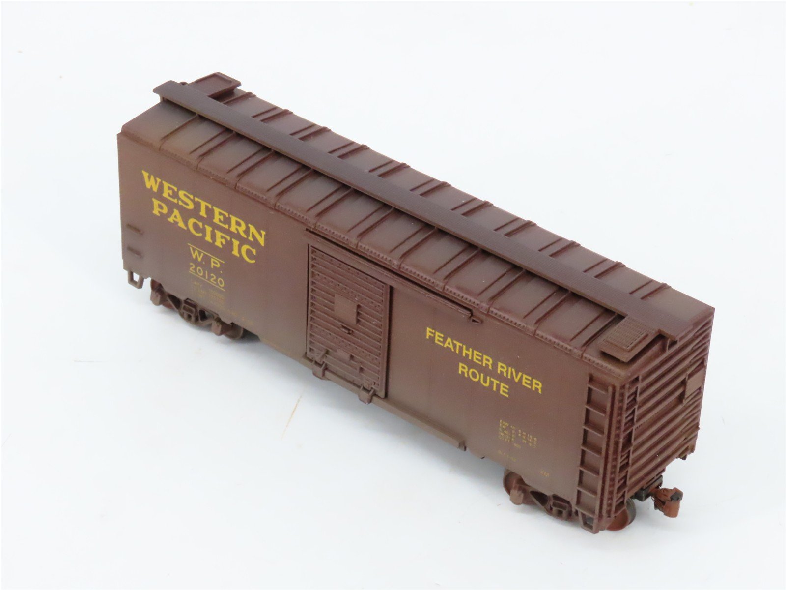HO Scale Athearn/Bev-Bel 1484-1 WP Western Pacific 40' Boxcar #20120 Weathered