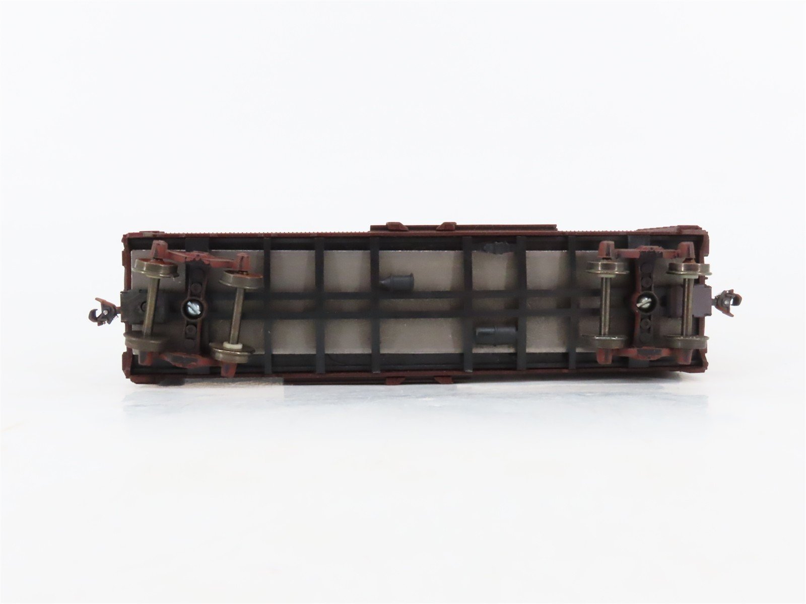 HO Scale Athearn/Bev-Bel 1484-1 WP Western Pacific 40' Boxcar #20120 Weathered