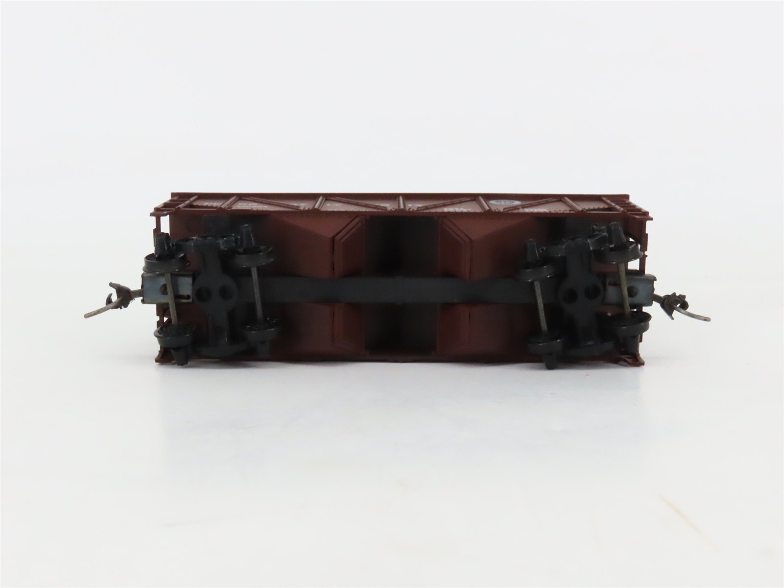 HO Scale Athearn PRR Pennsylvania 2-Bay Hopper #220804 w/Coal Load