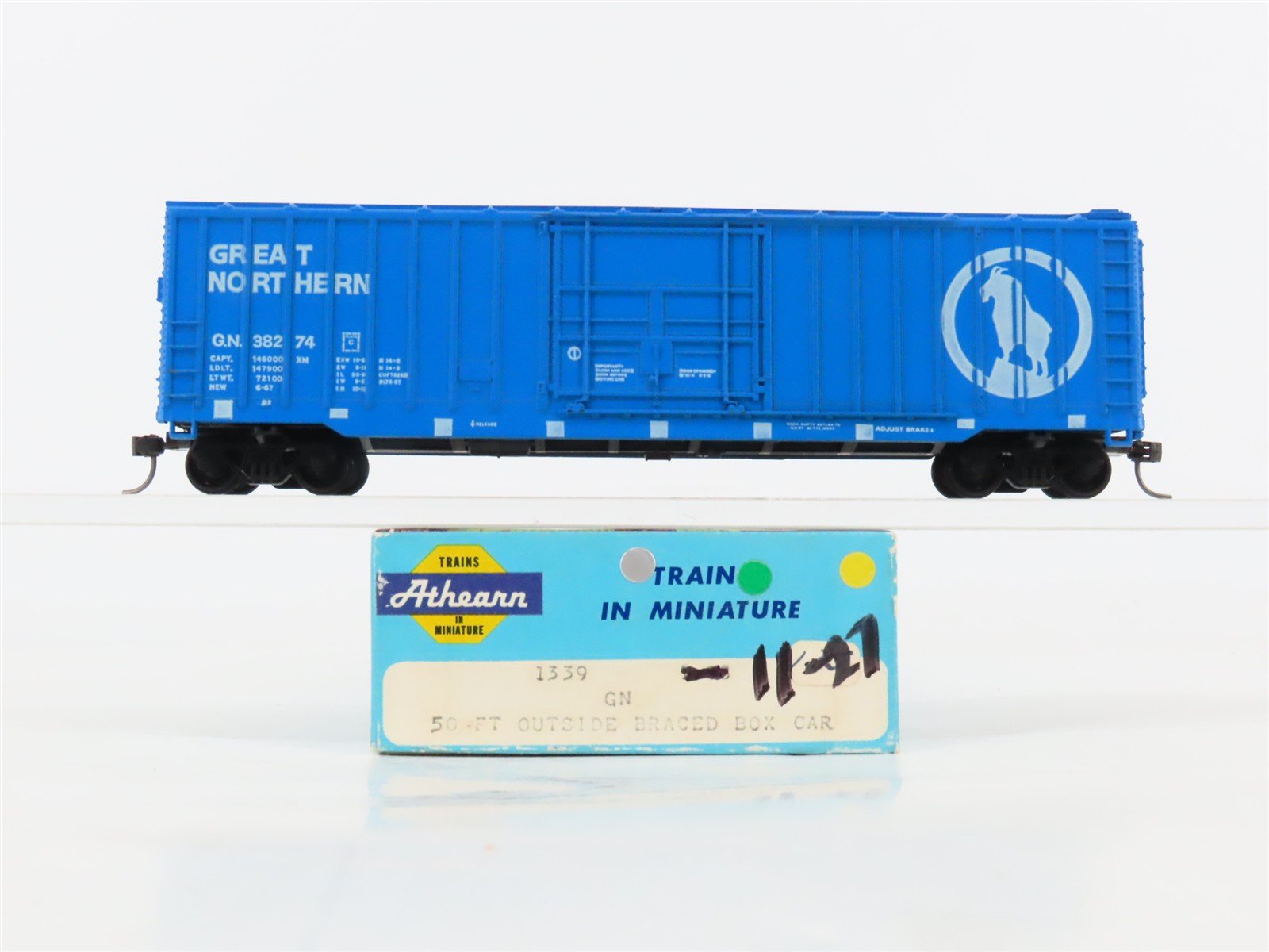HO Scale Athearn 1339 GN Great Northern 50' Boxcar #38274