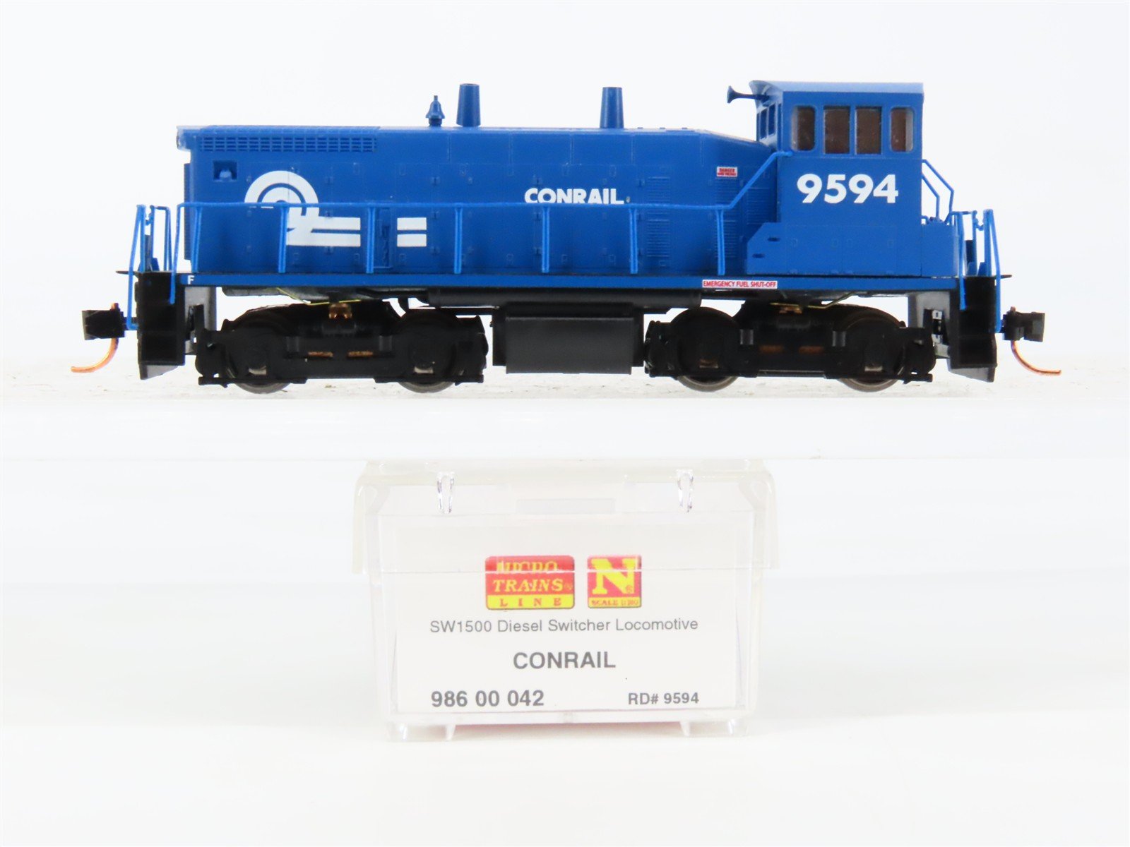 N Micro-Trains MTL 98600042 CR Conrail SW1500 Diesel Switcher #9594 - DCC Ready