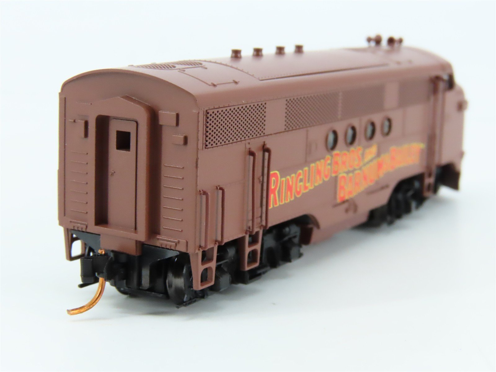 N Micro-Trains MTL 98701631 Ringling Bros. Circus EMD FTA Diesel No# - DCC Ready
