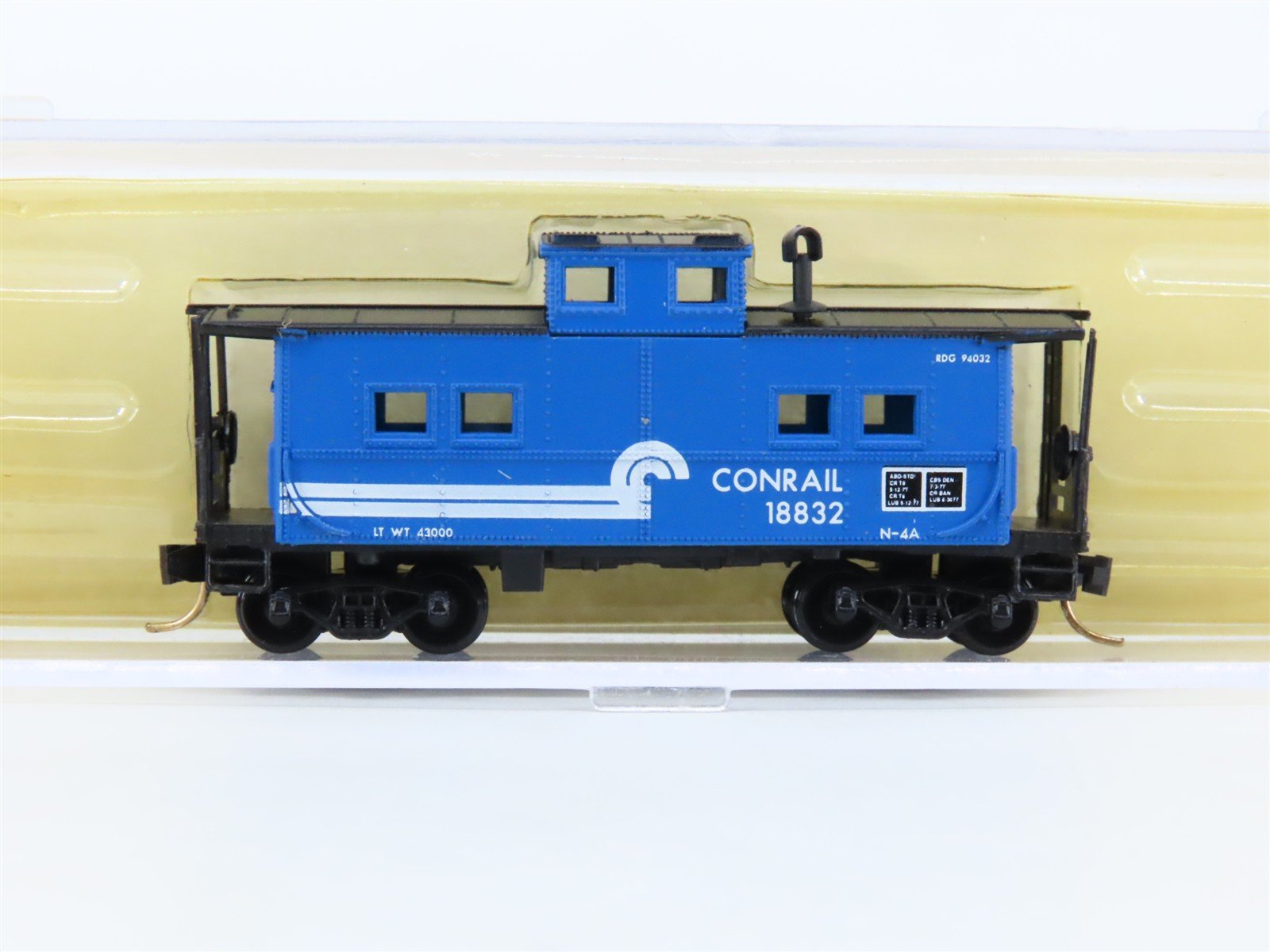 N Scale Atlas 7973 CR Conrail N-4A Center Cupola Steel Caboose #18832