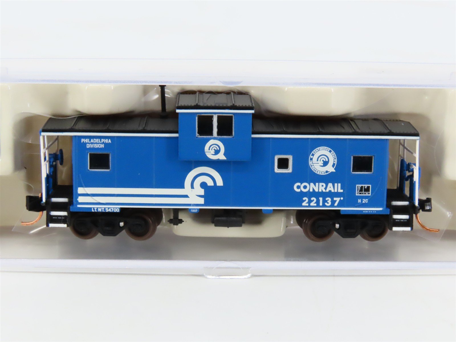 N Scale Atlas 30599 CR Conrail Extended Vision Caboose #22137