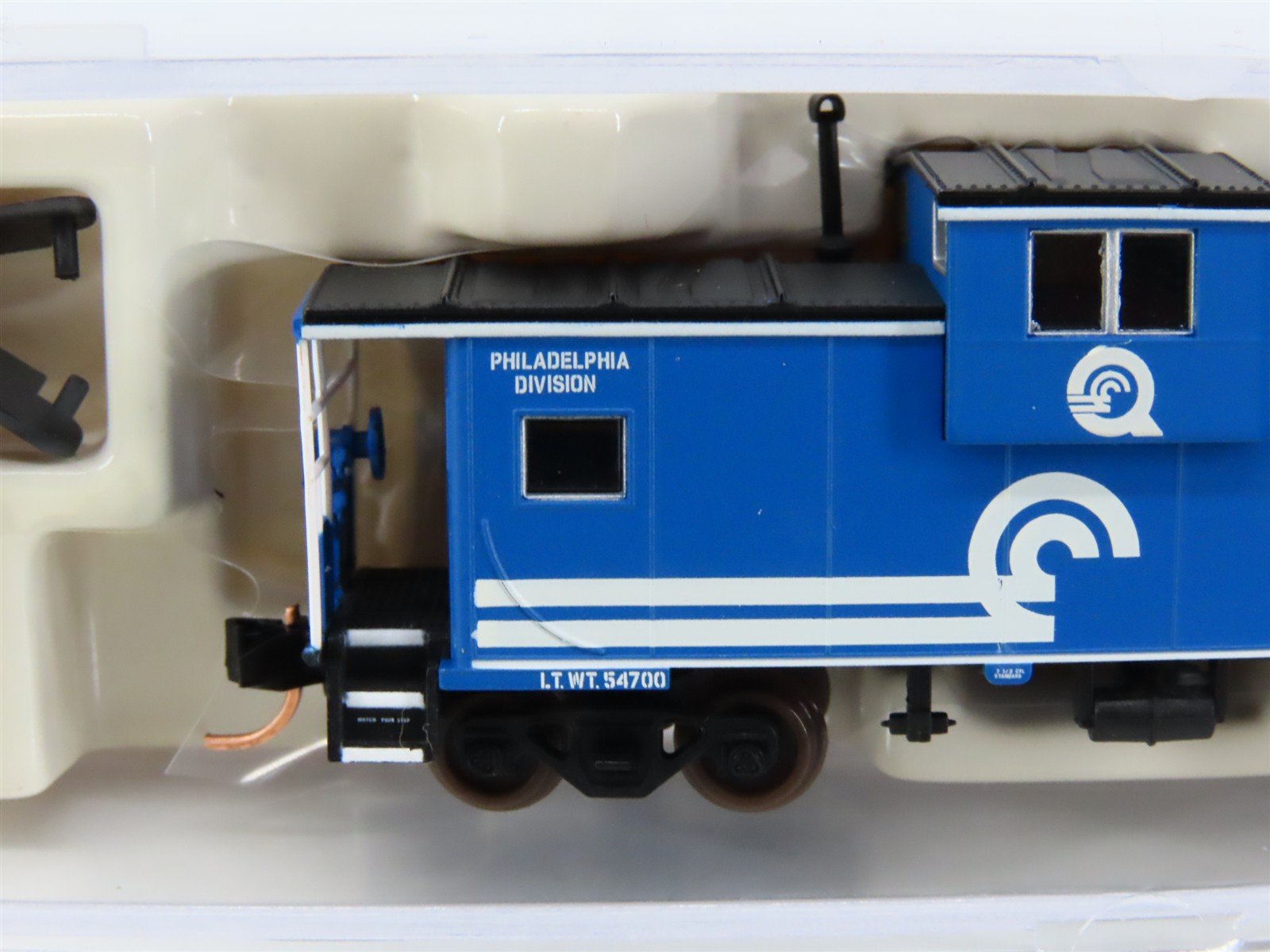 N Scale Atlas 30599 CR Conrail Extended Vision Caboose #22137