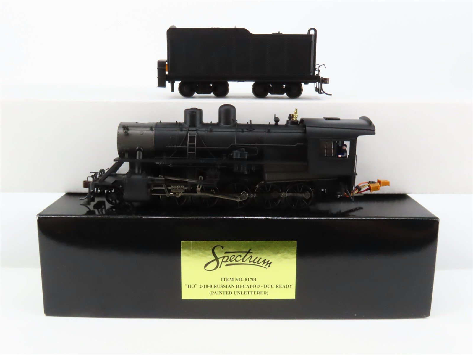 HO Bachmann Spectrum 81701 Unlettered 2-10-0 Russian Decapod Steam - DCC Ready