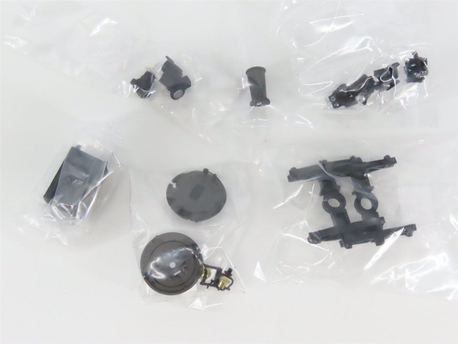 HO Bachmann Spectrum 81701 Unlettered 2-10-0 Russian Decapod Steam - DCC Ready