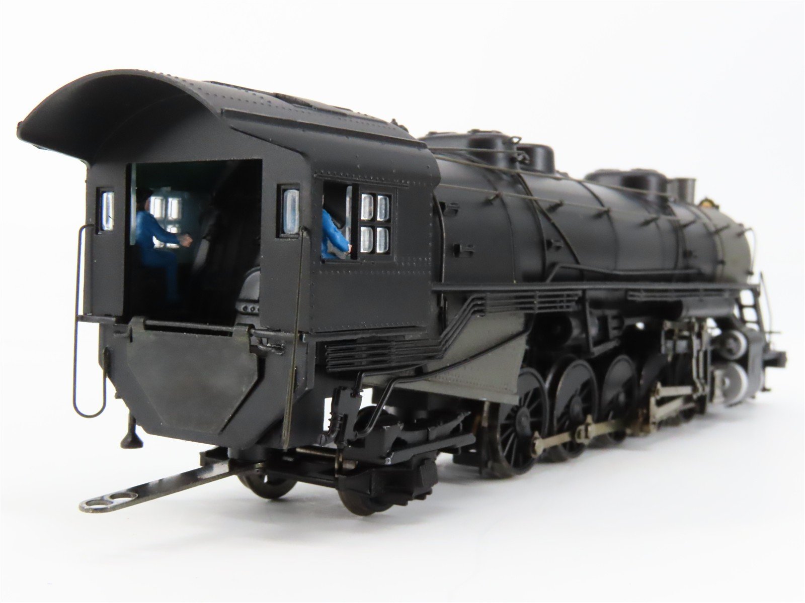 HO Scale Bachmann Spectrum 83301 Unlettered USRA 2-10-2 Light Steam w/ DCC