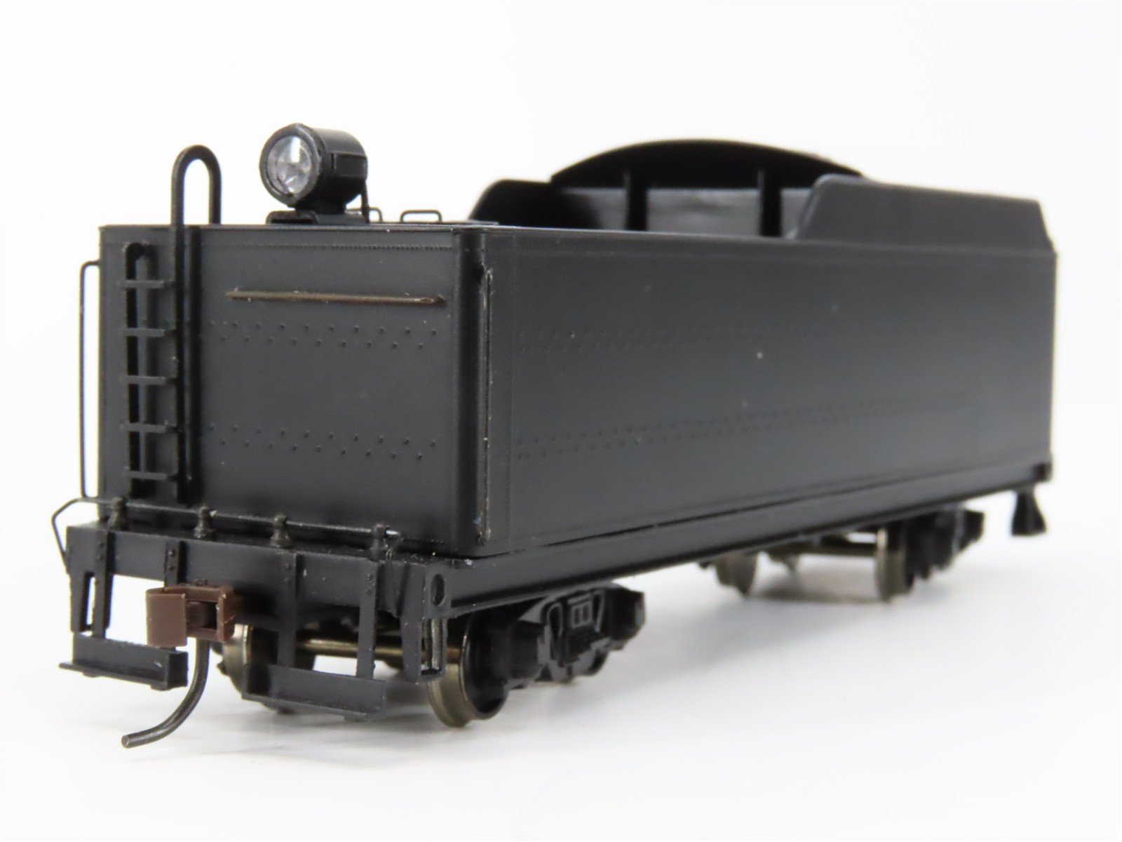 HO Scale Bachmann Spectrum 83301 Unlettered USRA 2-10-2 Light Steam w/ DCC
