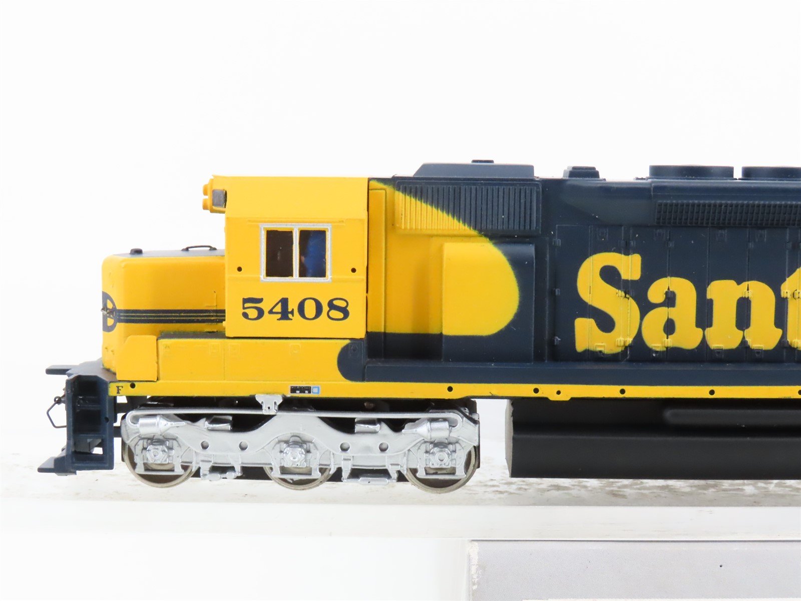 HO Scale Bachmann 11612 ATSF Santa Fe SD45 Diesel Locomotive #5408
