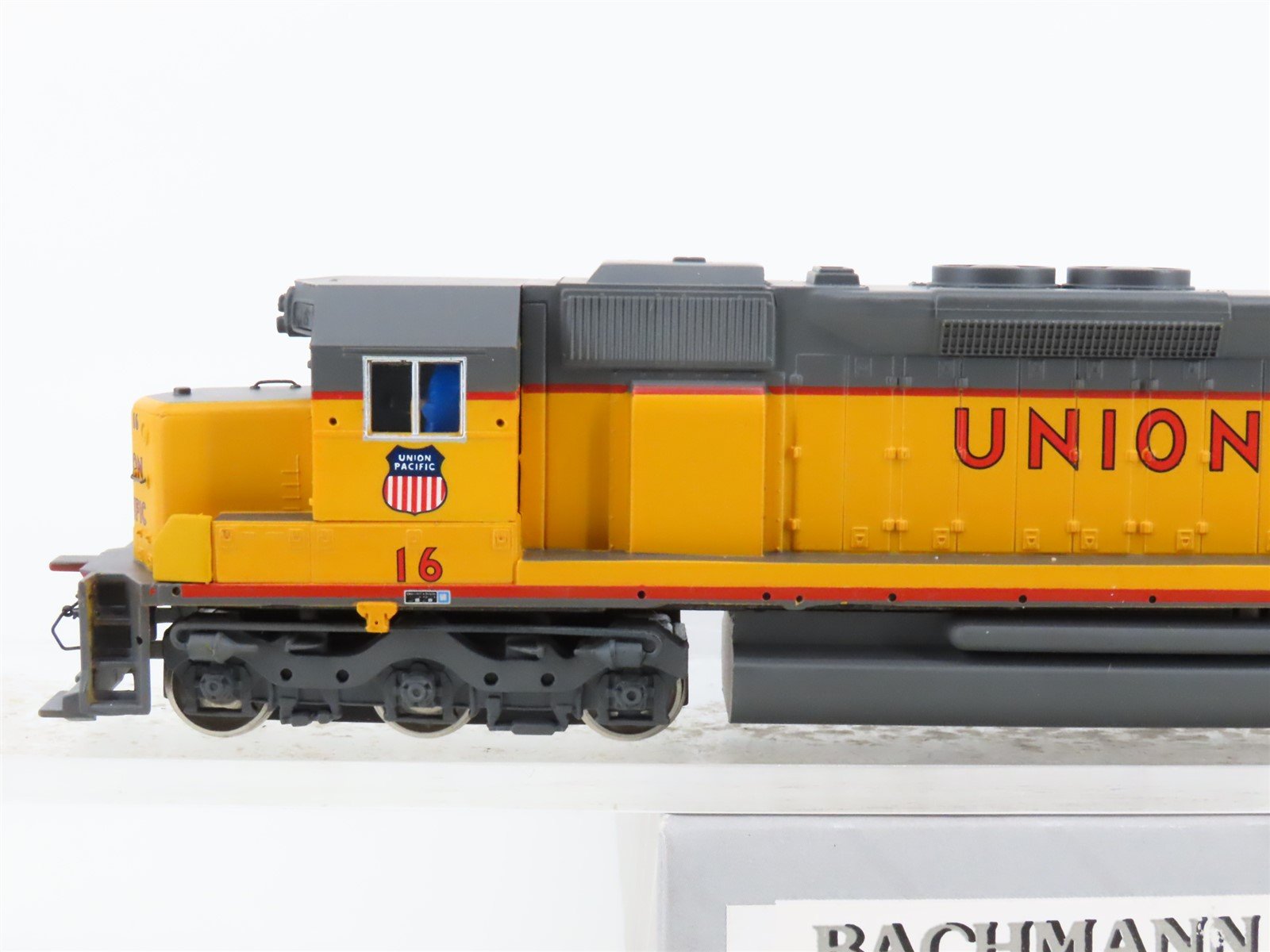 HO Scale Bachmann 11602 UP Union Pacific SD45 Diesel Locomotive #16