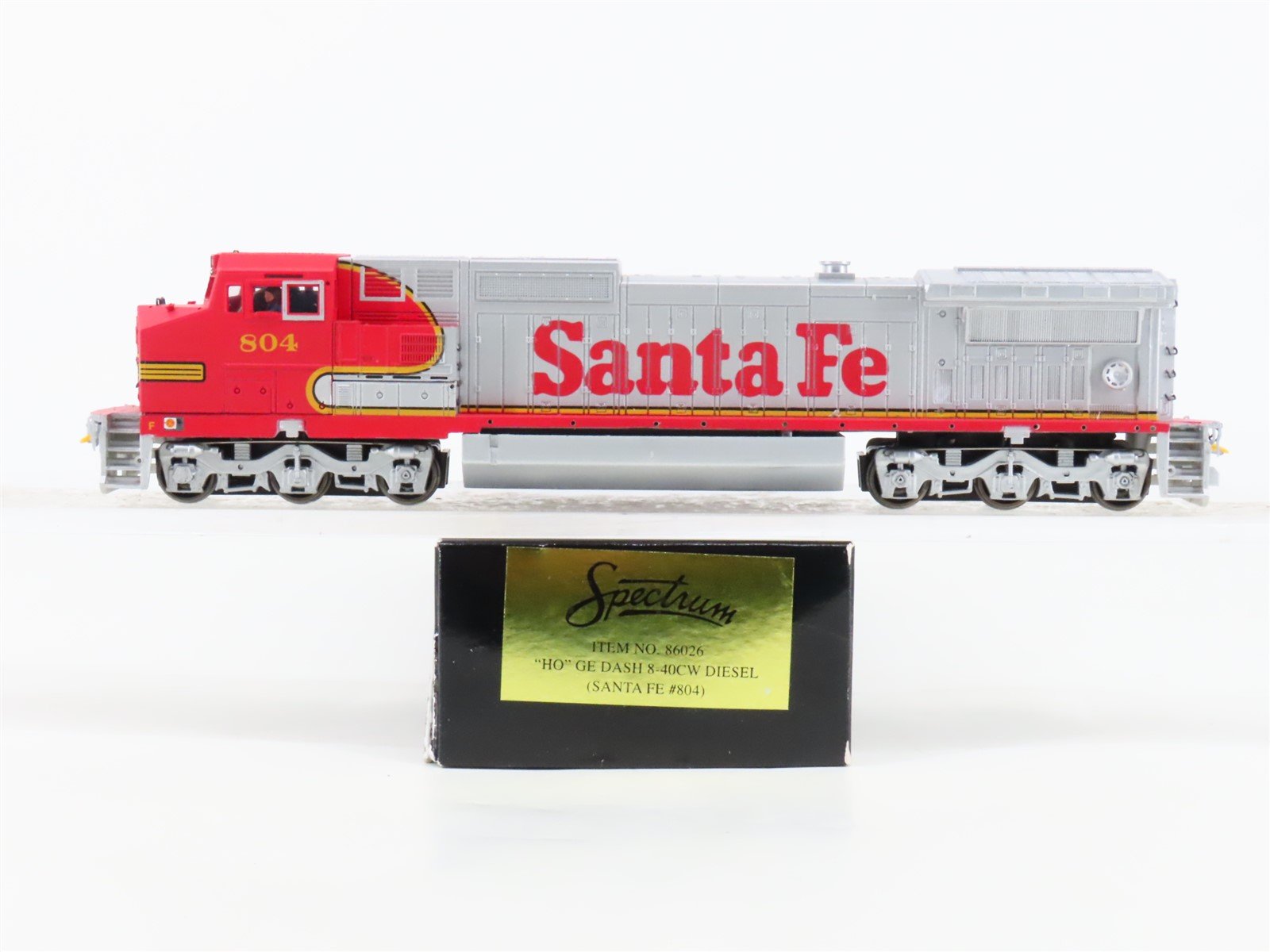 HO Scale Bachmann 86026 ATSF Santa Fe GE Dash 8-40CW Diesel Locomotive #804