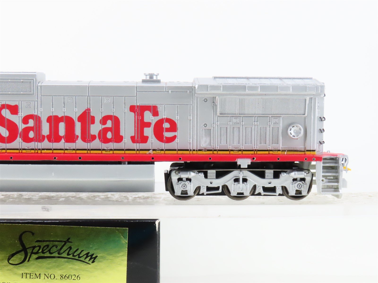 HO Scale Bachmann 86026 ATSF Santa Fe GE Dash 8-40CW Diesel Locomotive #804