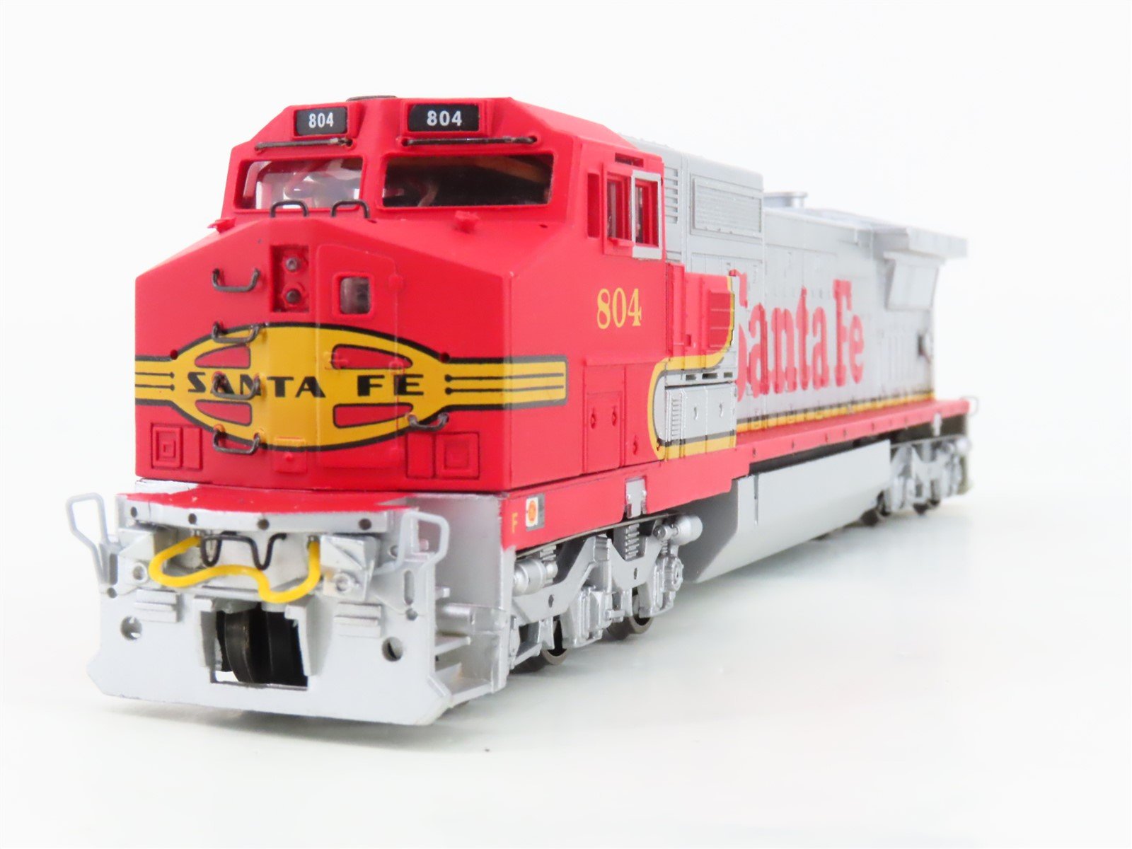 HO Scale Bachmann 86026 ATSF Santa Fe GE Dash 8-40CW Diesel Locomotive #804