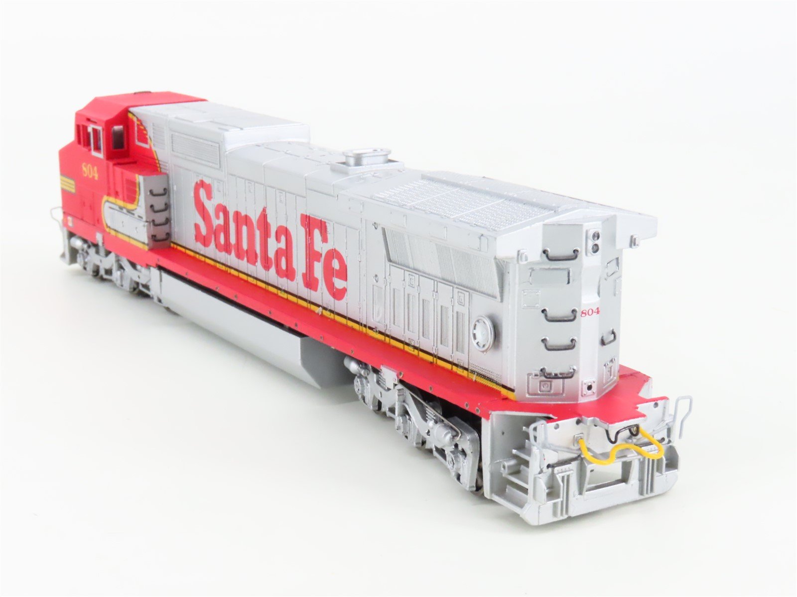HO Scale Bachmann 86026 ATSF Santa Fe GE Dash 8-40CW Diesel Locomotive #804