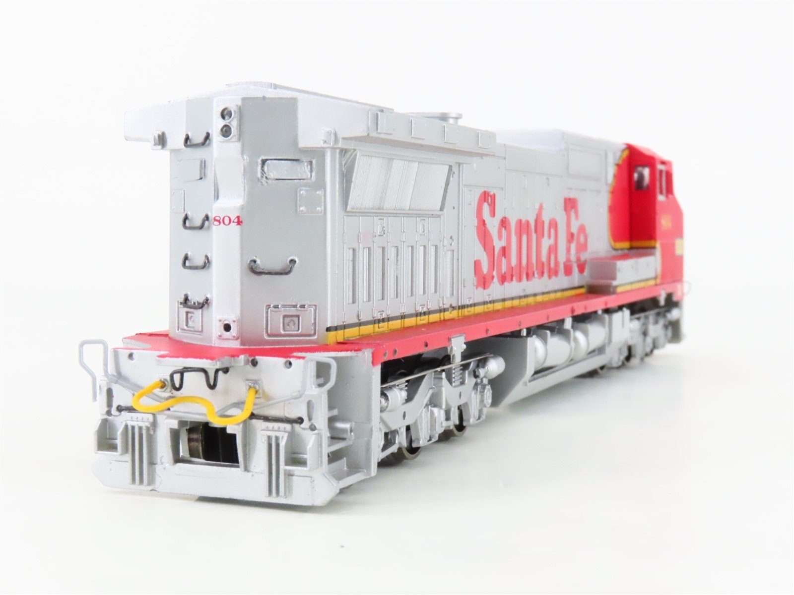 HO Scale Bachmann 86026 ATSF Santa Fe GE Dash 8-40CW Diesel Locomotive #804