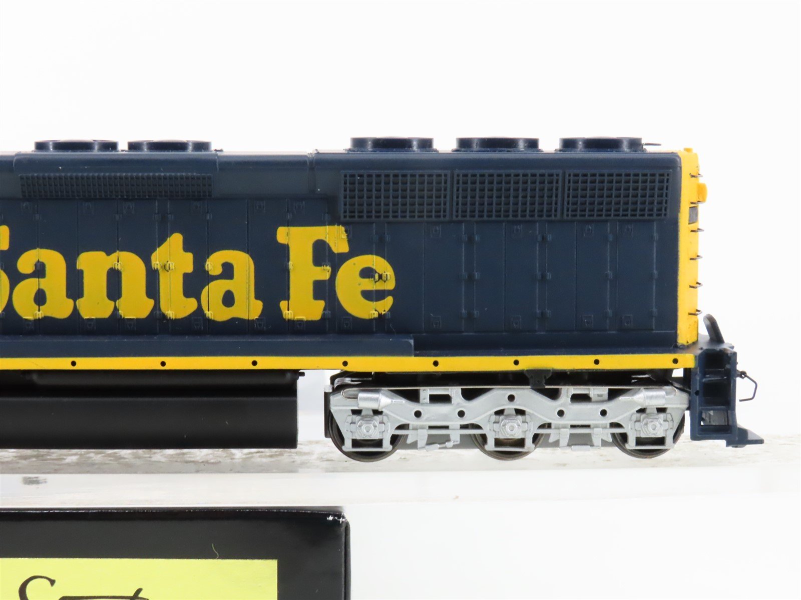 HO Scale Bachmann 11635 ATSF Santa Fe SD45 Diesel Locomotive #5410