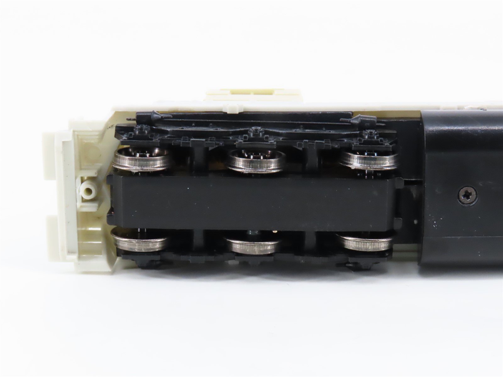 HO Scale Bachmann 11601 Undecorated SD45 Diesel Locomotive