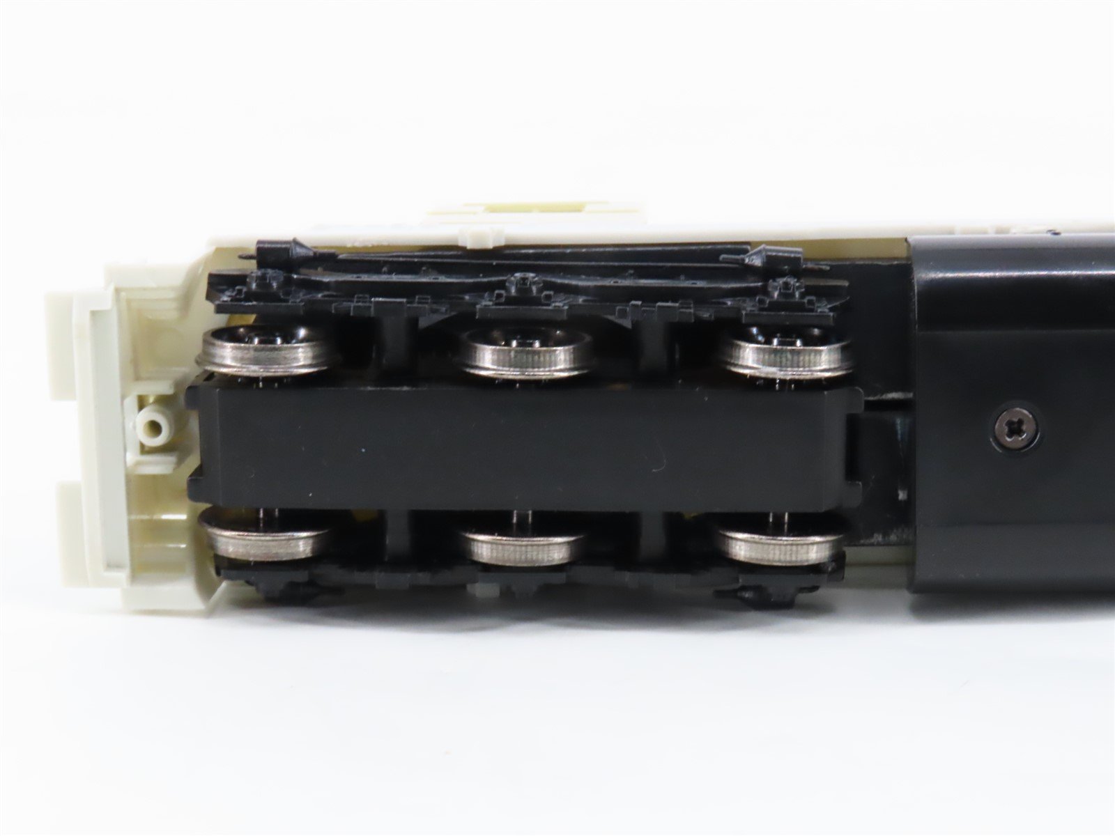 HO Scale Bachmann 11601 Undecorated SD45 Diesel Locomotive