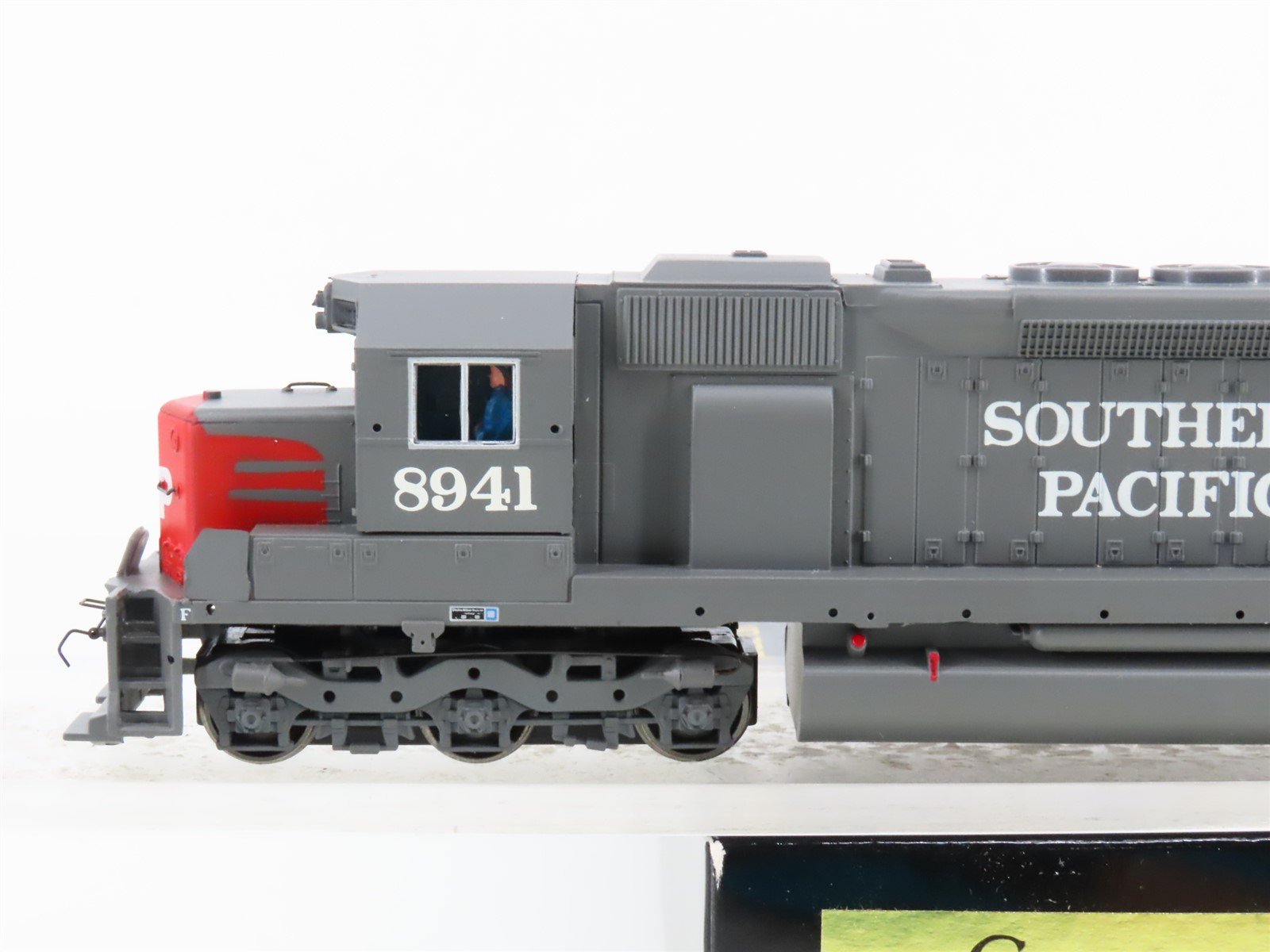 HO Scale Bachmann 11633 SP Southern Pacific SD45 Diesel Locomotive #8941