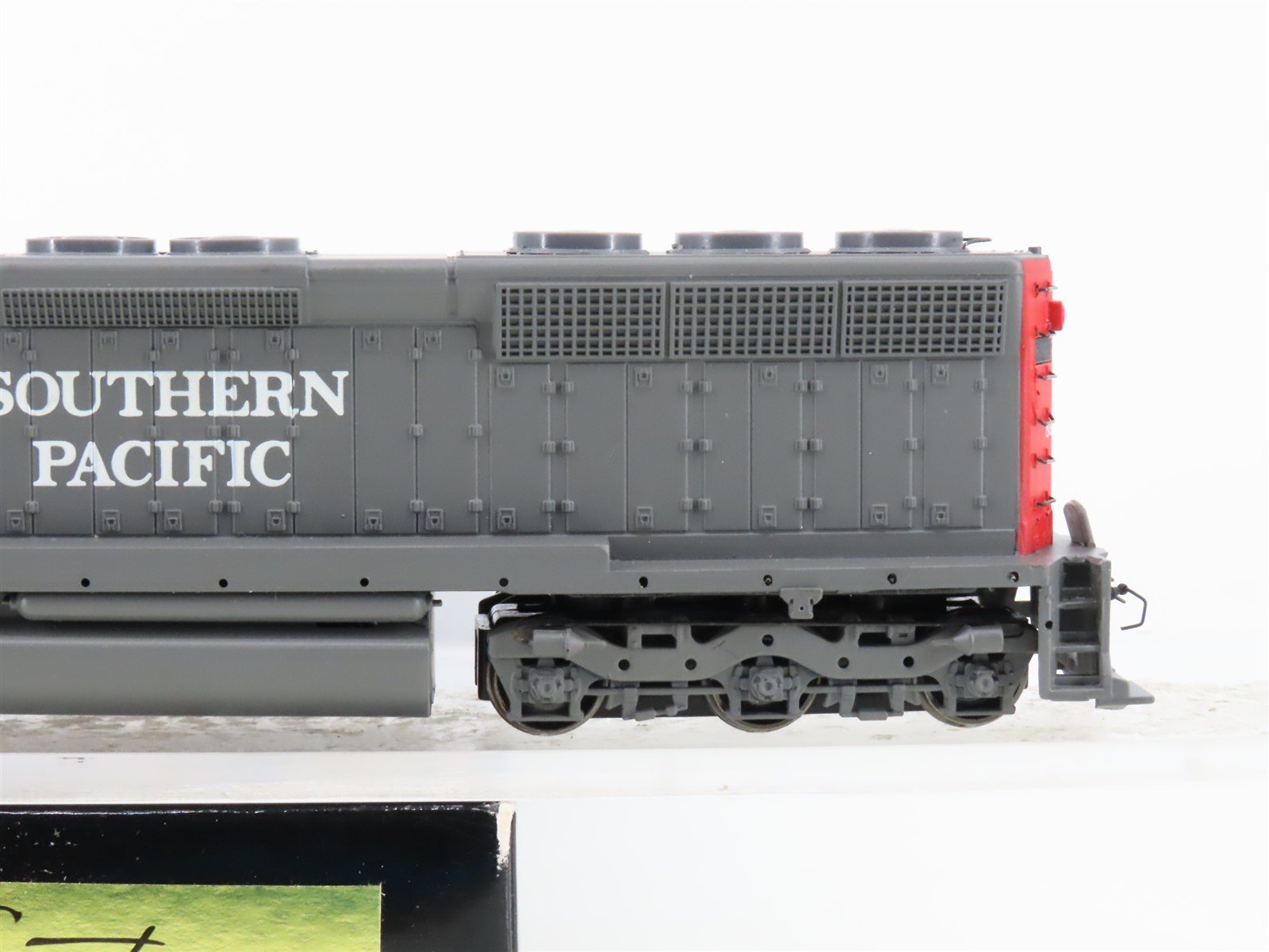 HO Scale Bachmann 11633 SP Southern Pacific SD45 Diesel Locomotive #8941