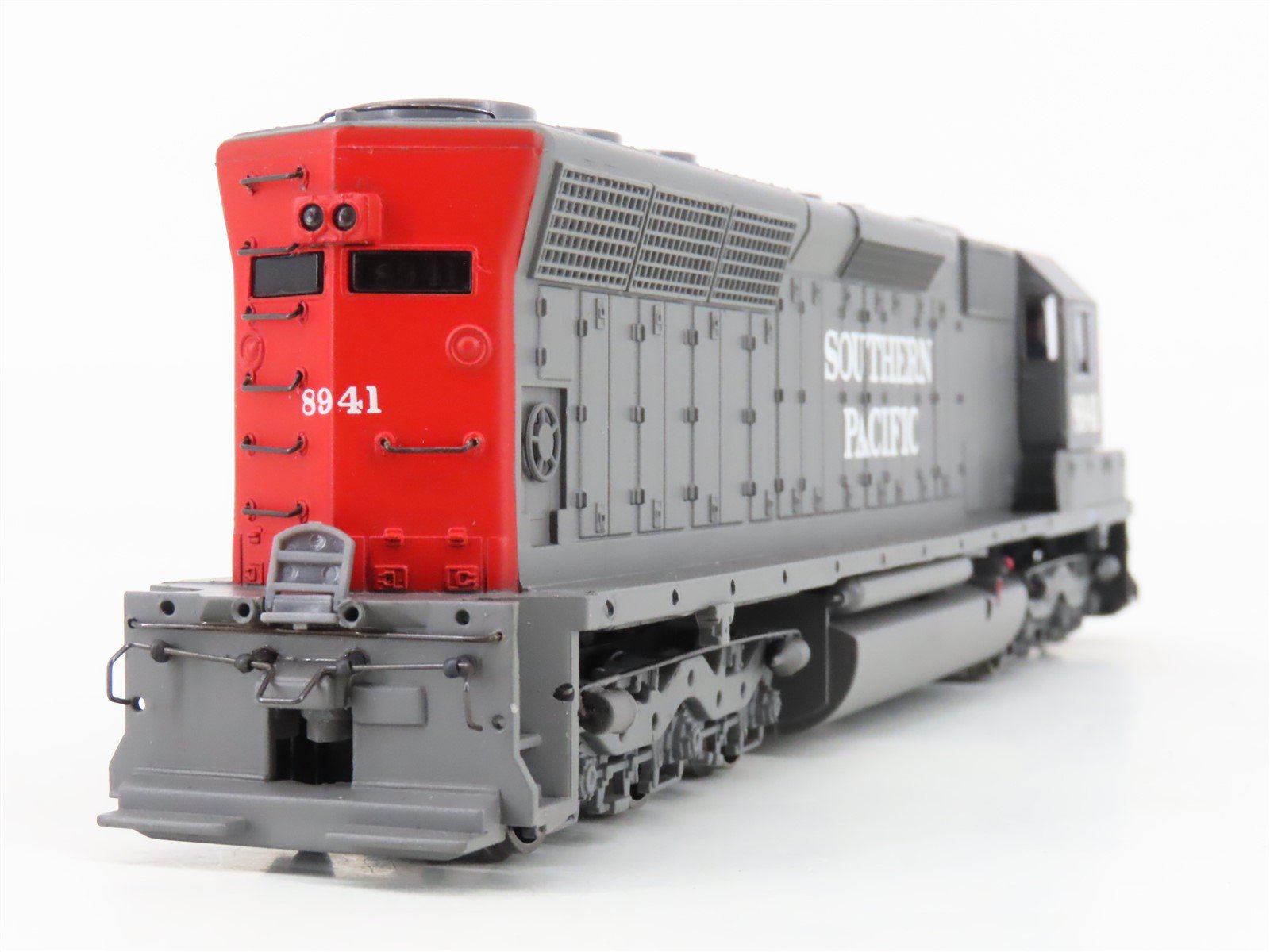 HO Scale Bachmann 11633 SP Southern Pacific SD45 Diesel Locomotive #8941