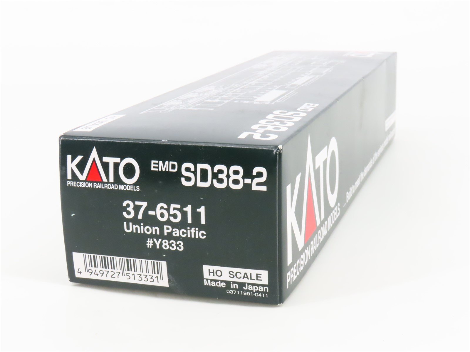 HO Scale Kato 37-6511 UPY Union Pacific SD38-2 Diesel Locomotive #Y833