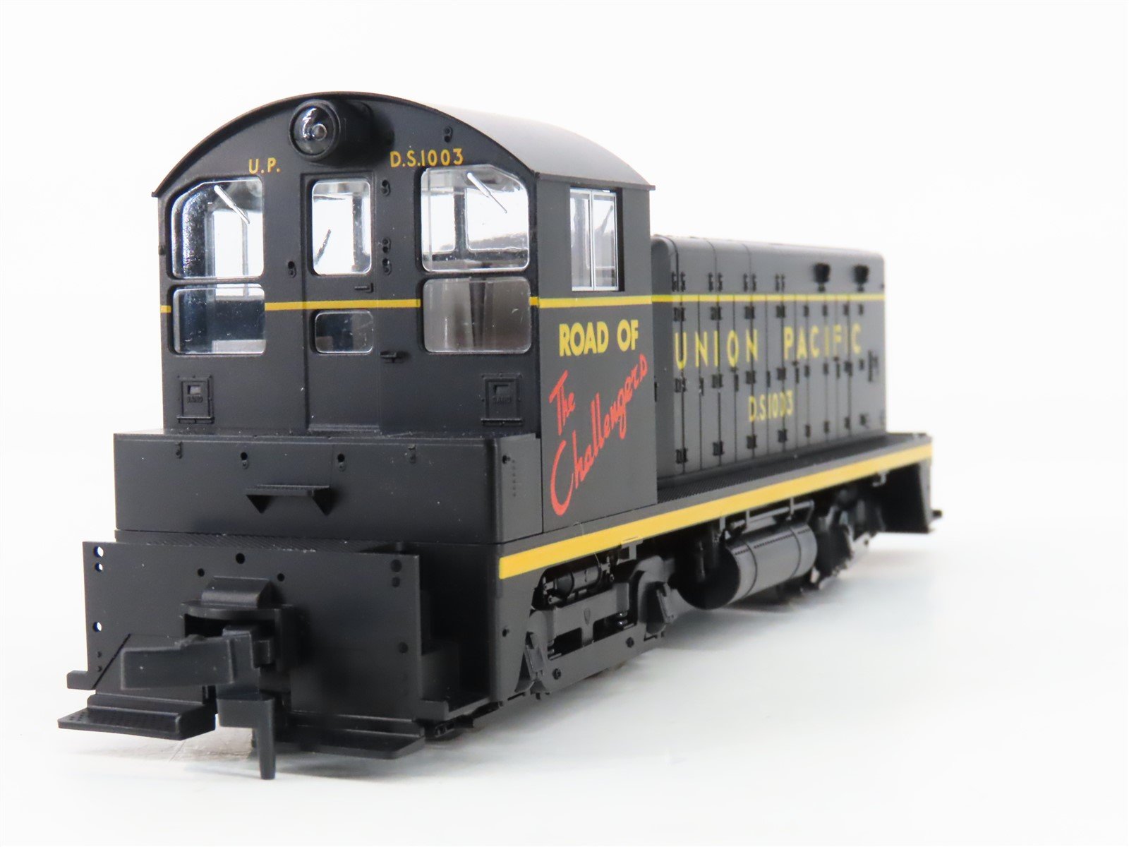 HO Scale Kato 37-10D UP Union Pacific NW2 Diesel Locomotive #DS1003