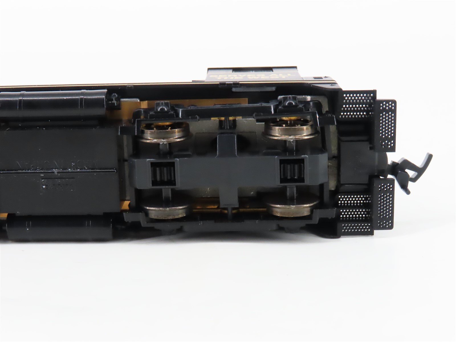 HO Scale Kato 37-10D UP Union Pacific NW2 Diesel Locomotive #DS1003