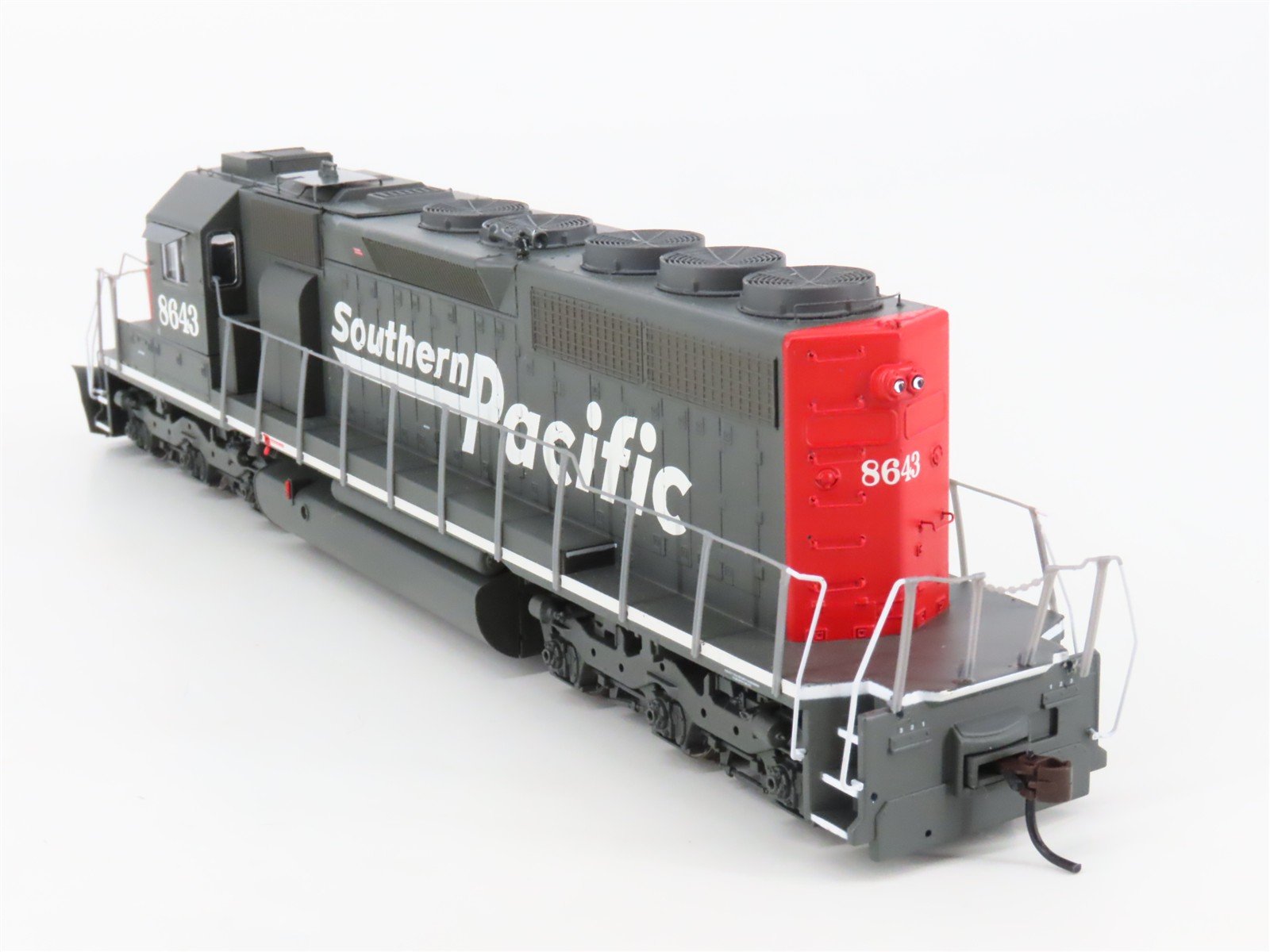 HO Scale Athearn RTR 89861 SP Southern Pacific SD40 Diesel Locomotive #8643