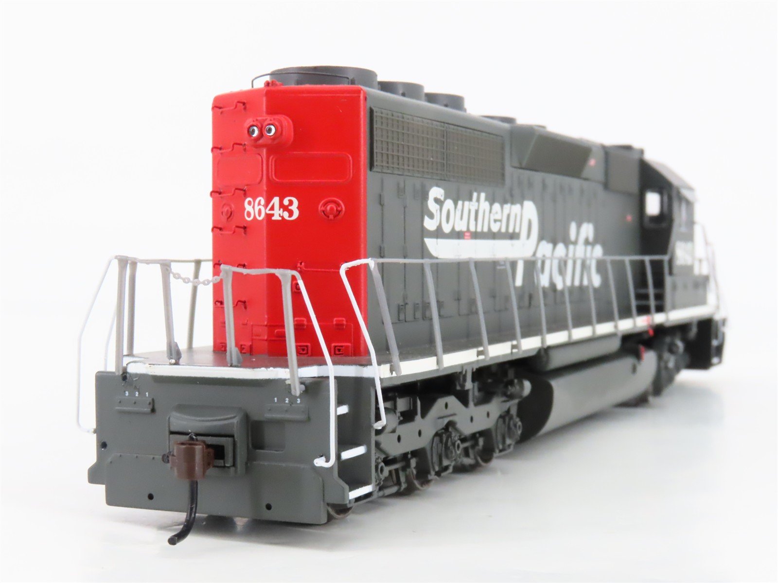 HO Scale Athearn RTR 89861 SP Southern Pacific SD40 Diesel Locomotive #8643