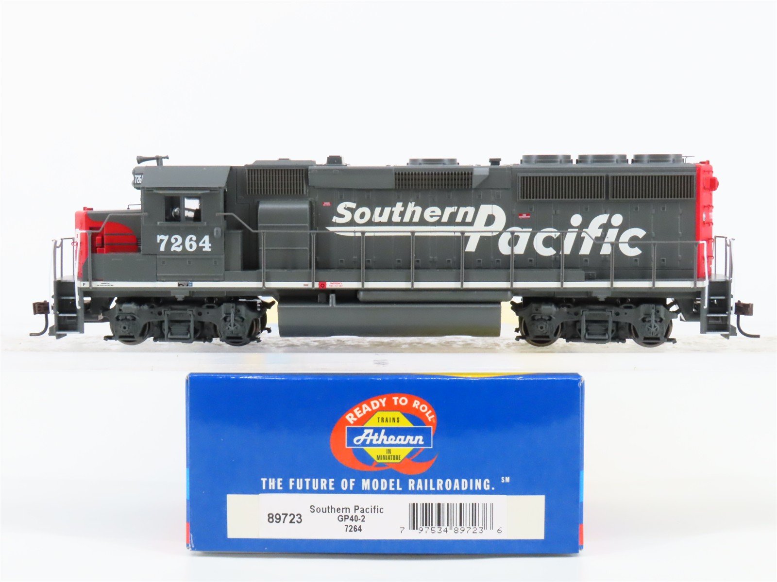 HO Scale Athearn RTR 89723 SP Southern Pacific GP40-2 Diesel Locomotive #7264