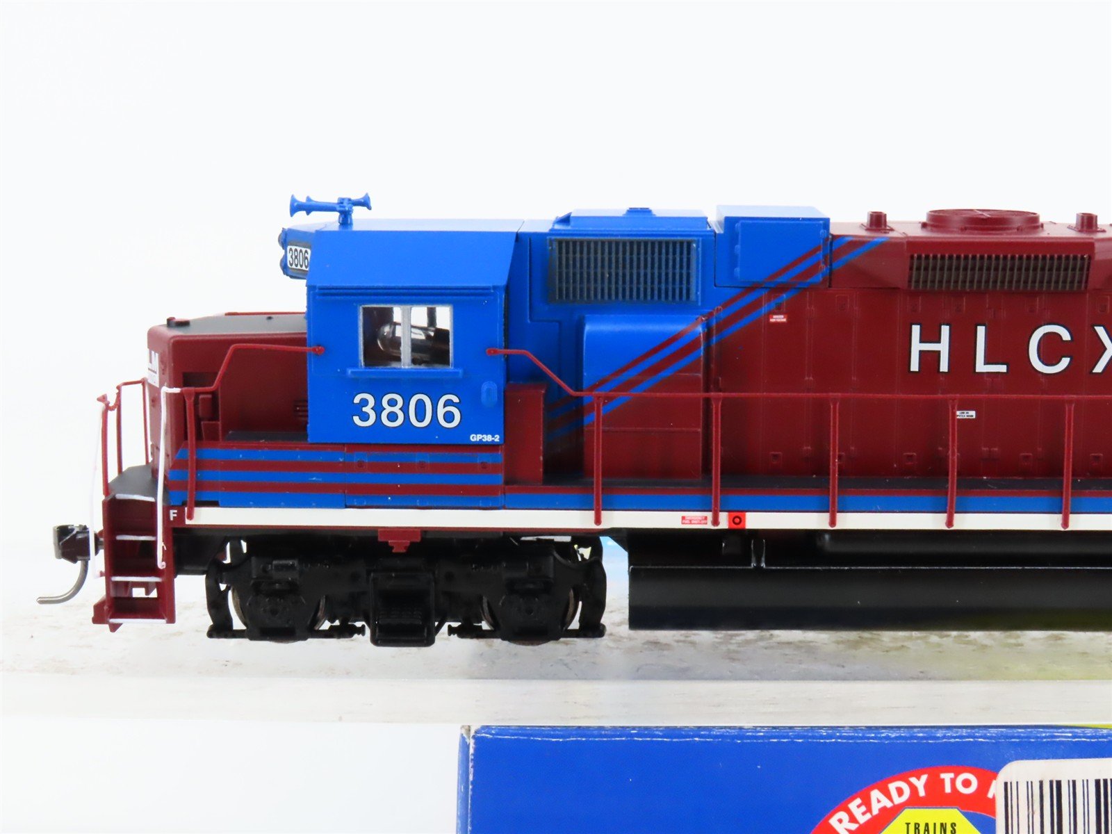 HO Scale Athearn RTR 79650 HLCX Helm Leasing GP38-2 Diesel Locomotive #3806