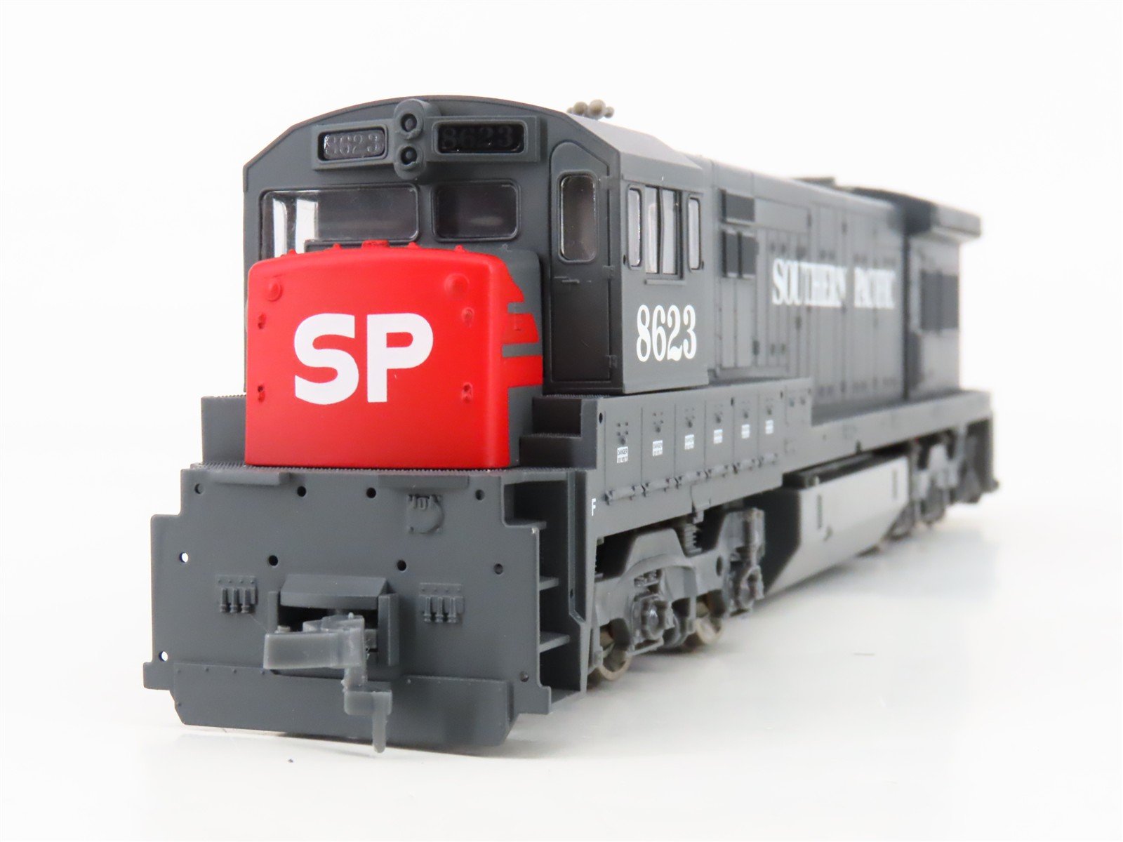 HO Scale Atlas 8555 SP Southern Pacific U33C Diesel Locomotive #8623