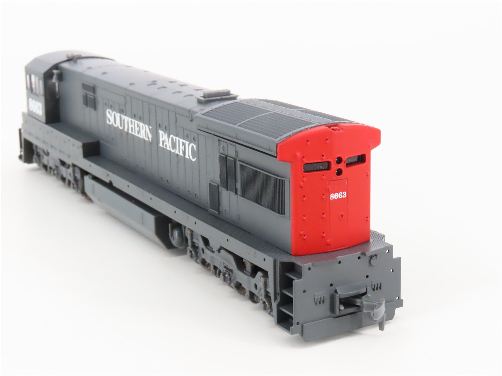 HO Scale Atlas 8528 SP Southern Pacific U33C Diesel Locomotive #8663