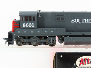 HO Scale Atlas 8556 SP Southern Pacific U33C Diesel Locomotive #8631
