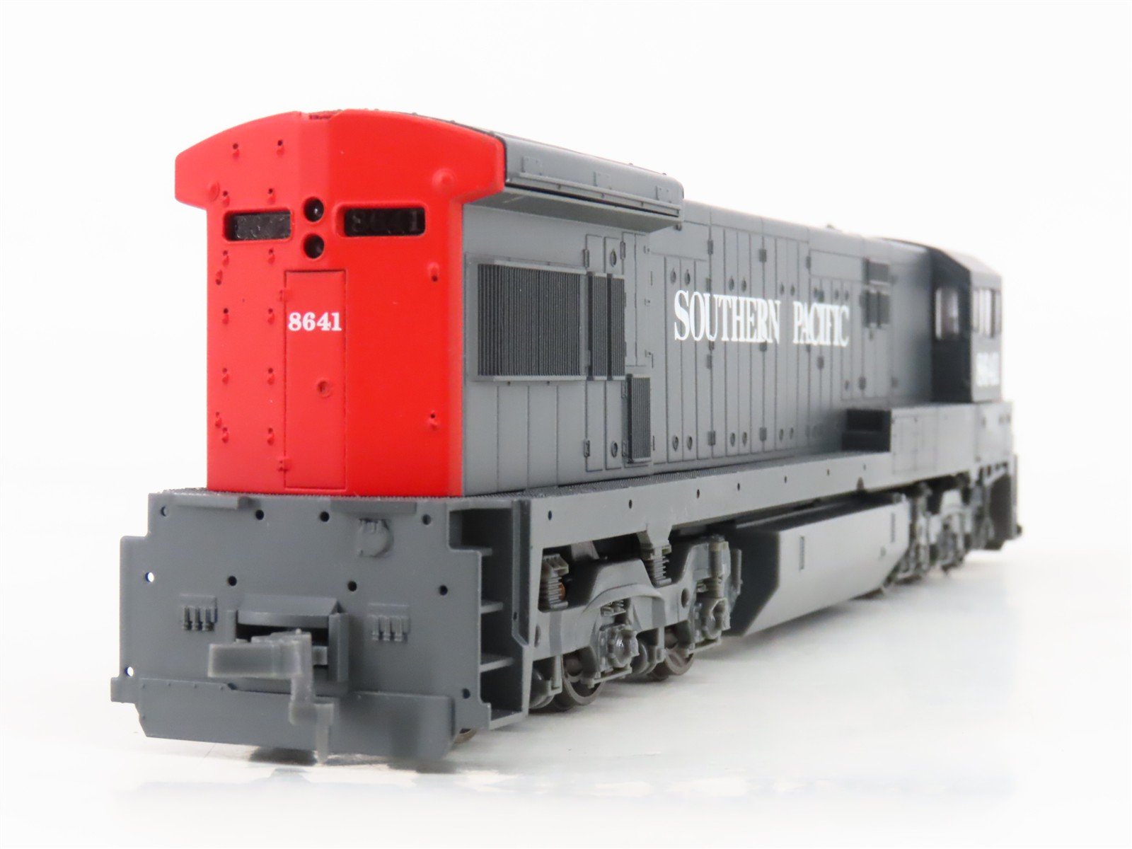 HO Scale Atlas 8527 SP Southern Pacific U33C Diesel Locomotive #8641