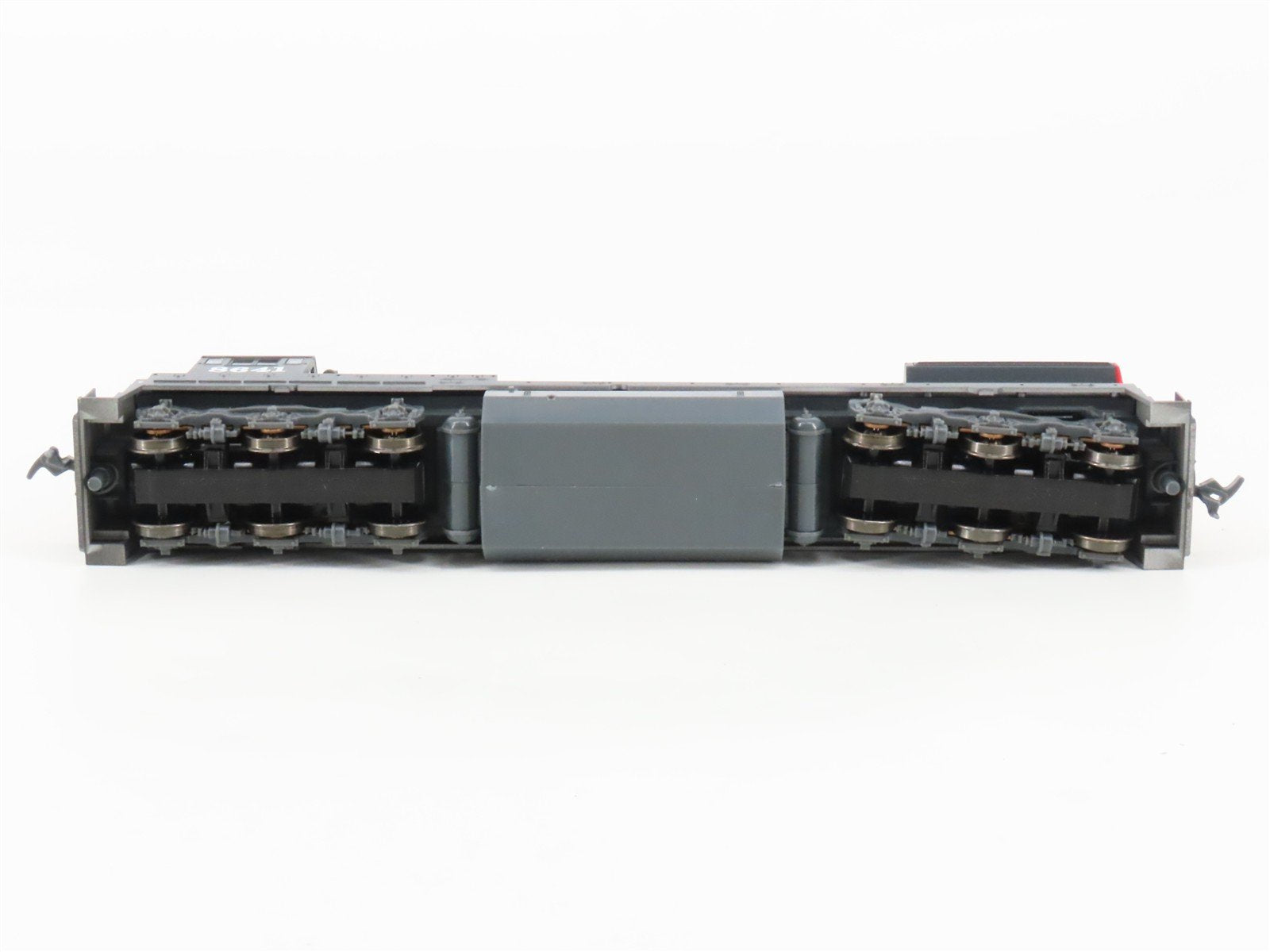 HO Scale Atlas 8527 SP Southern Pacific U33C Diesel Locomotive #8641