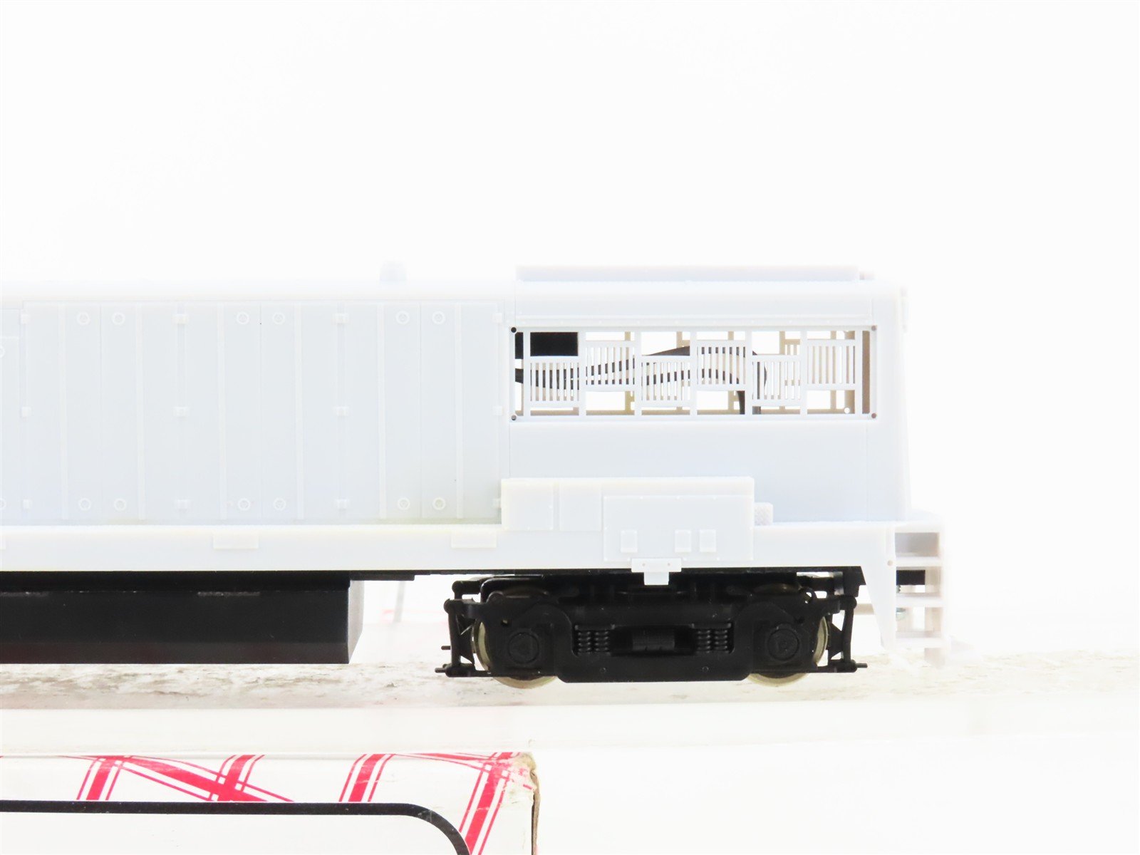 HO Scale Stewart Hobbies 7201 Undecorated U25B Diesel Locomotive