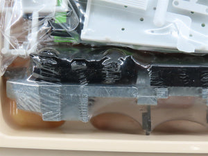 HO Scale Stewart Hobbies 5004 Undecorated FTB Diesel Locomotive UNPOWERED
