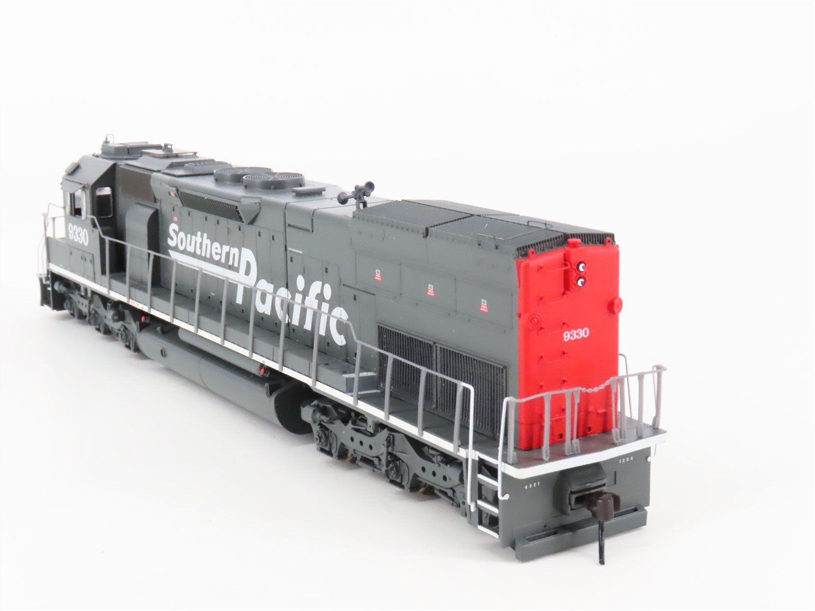HO Scale Athearn RTR 91629 SP Southern Pacific SD45T-2 Diesel Locomotive #9330